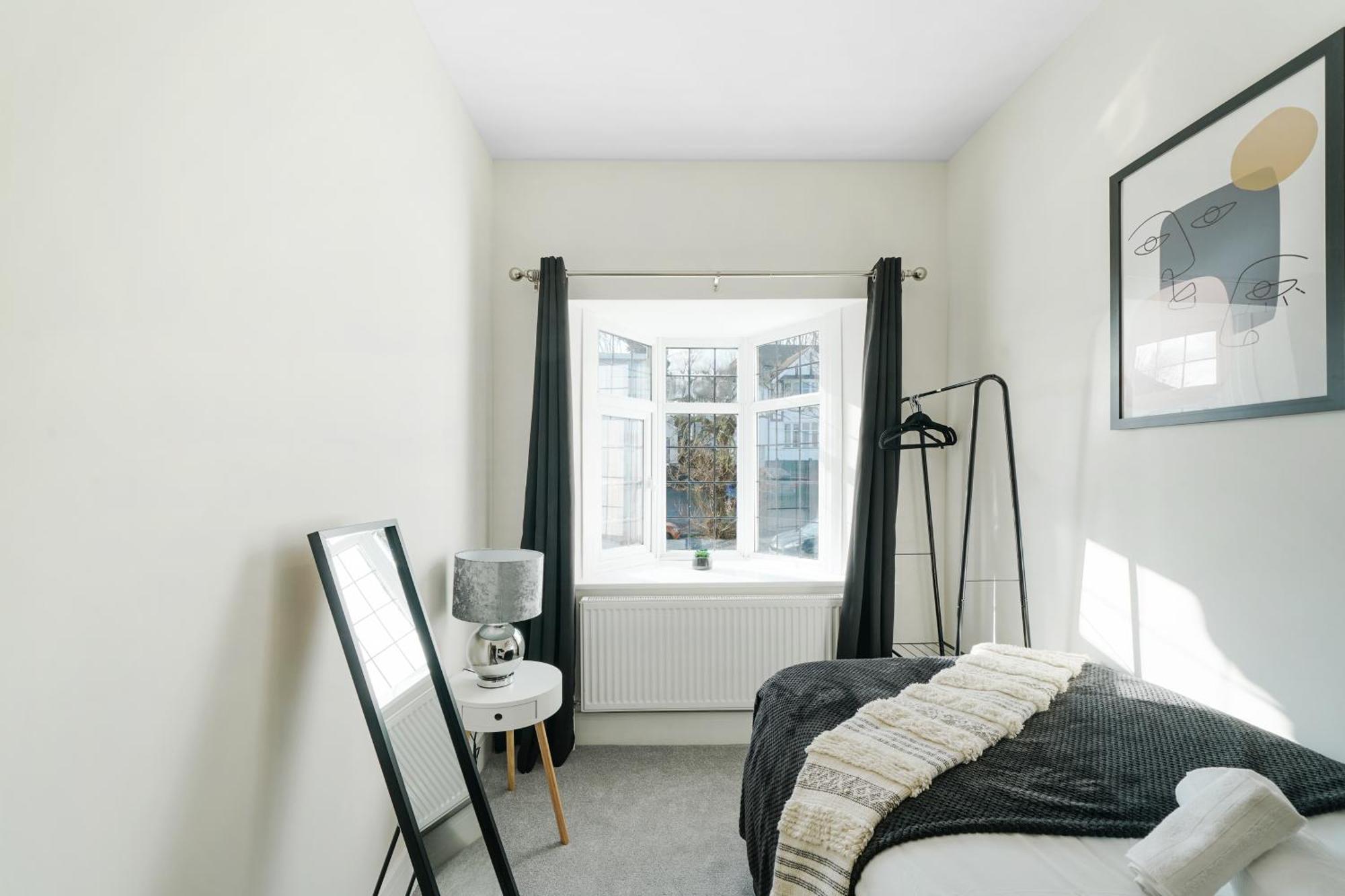 Luxurious House In Wembley - Garden Vakantiehuis Londen