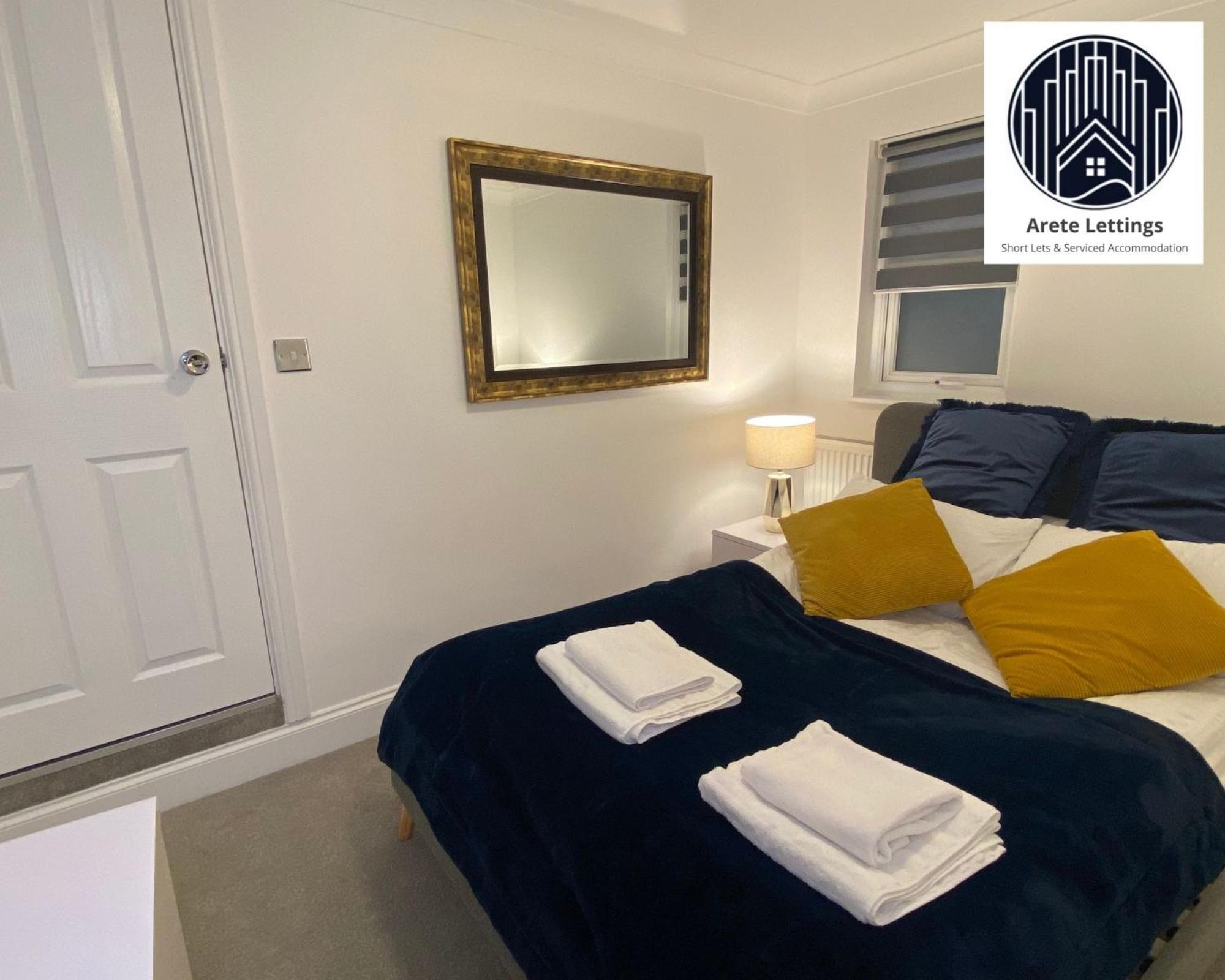 Readily Available Cosy For Contractors And Short Term Let Apartment