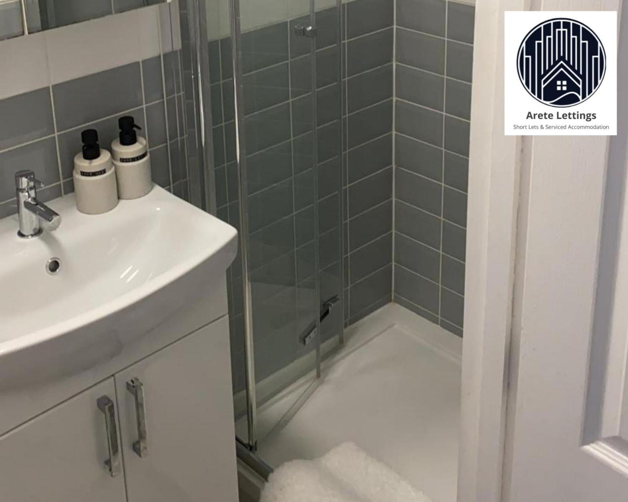 Apartment Readily Available Cosy For Contractors And Short Term Let *