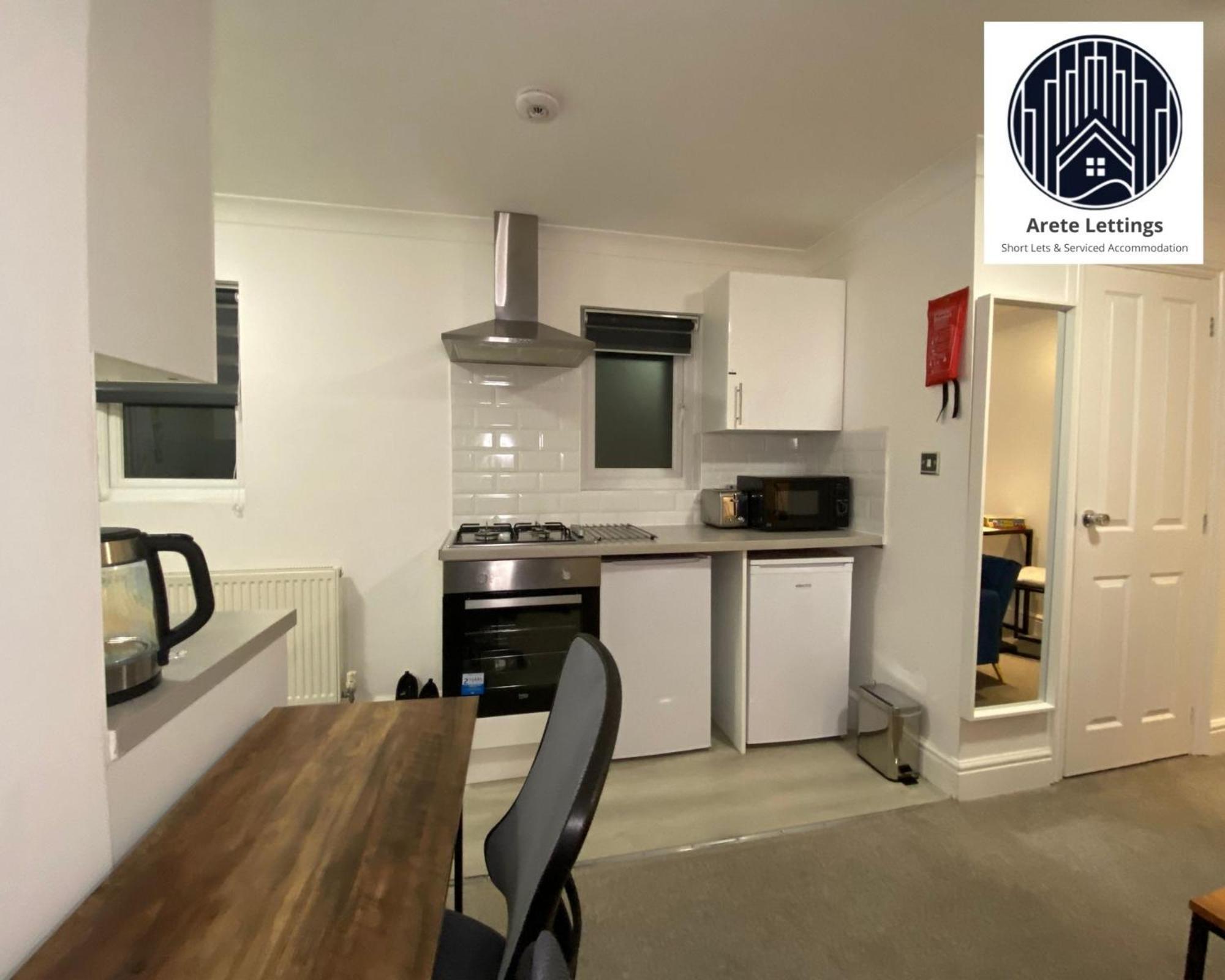 Apartment Readily Available Cosy For Contractors And Short Term Let *