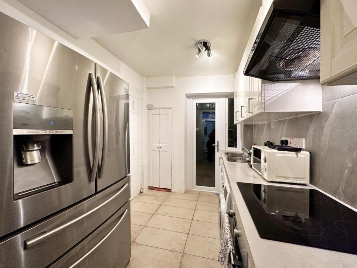Feriehus Charming 3-bedroom Family