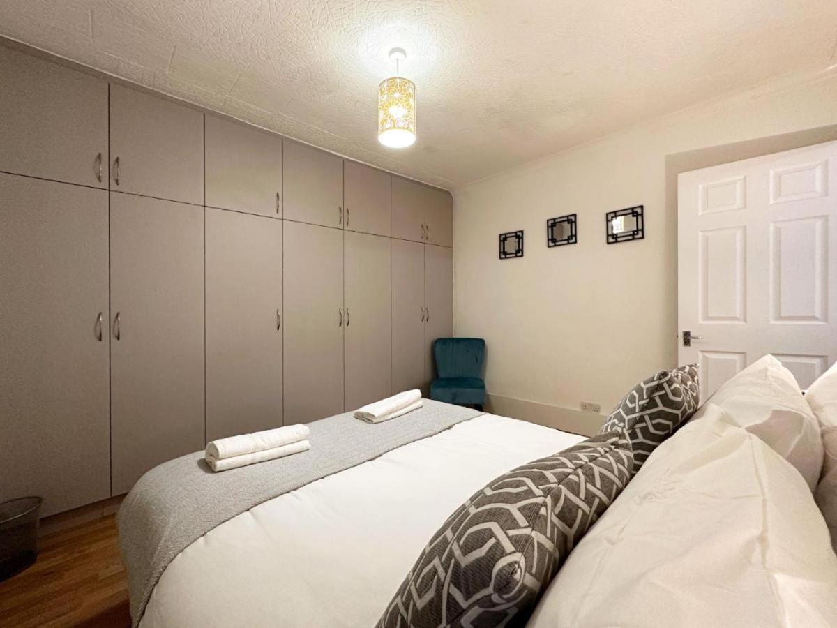 Feriehus Charming 3-bedroom Family London
