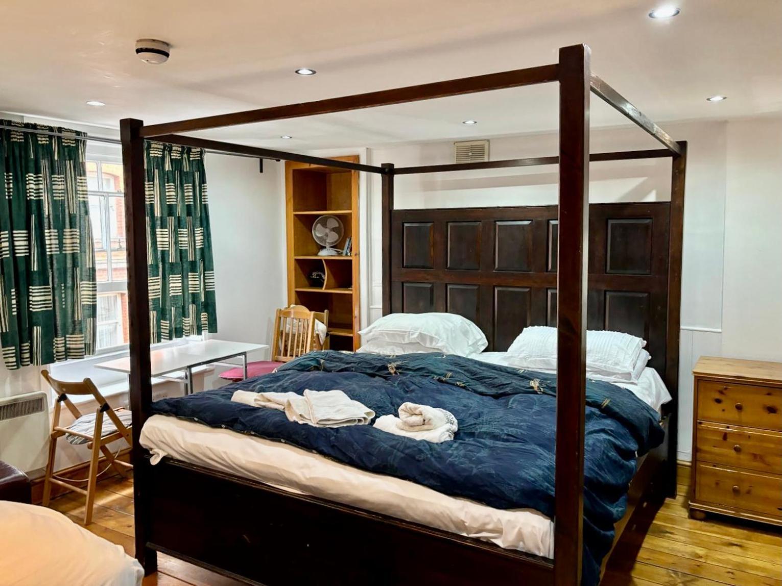 In Bloomsbury2 Homestay