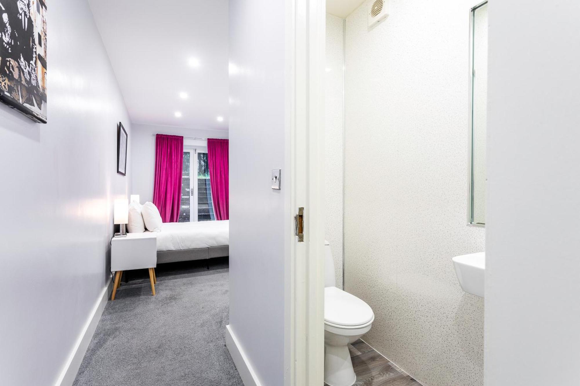 Bright Clapham Apartment *