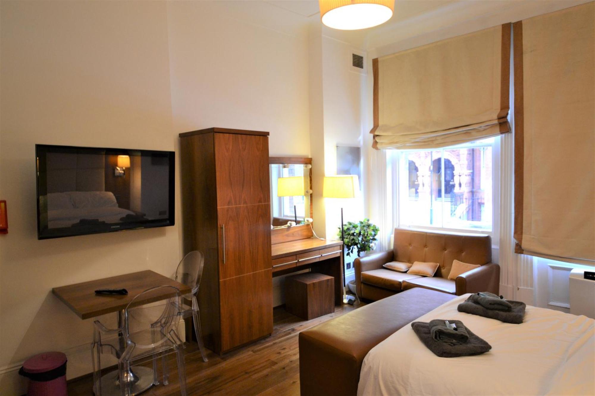 Chelsea Classic Apartment