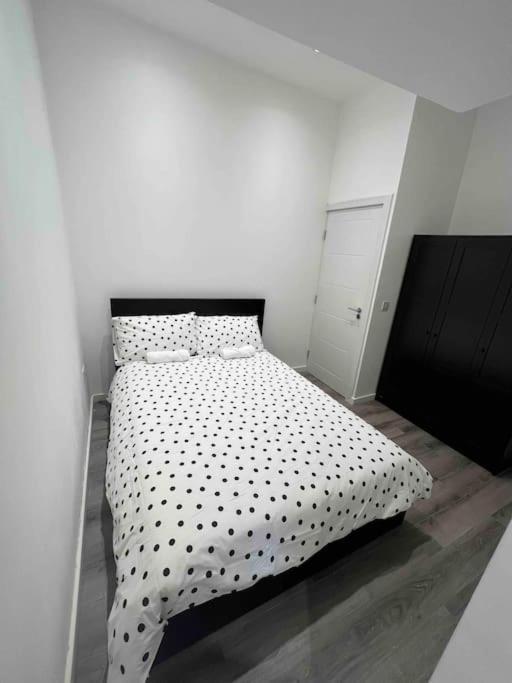 Stunning 3br Maisonette In Brixton Apartment