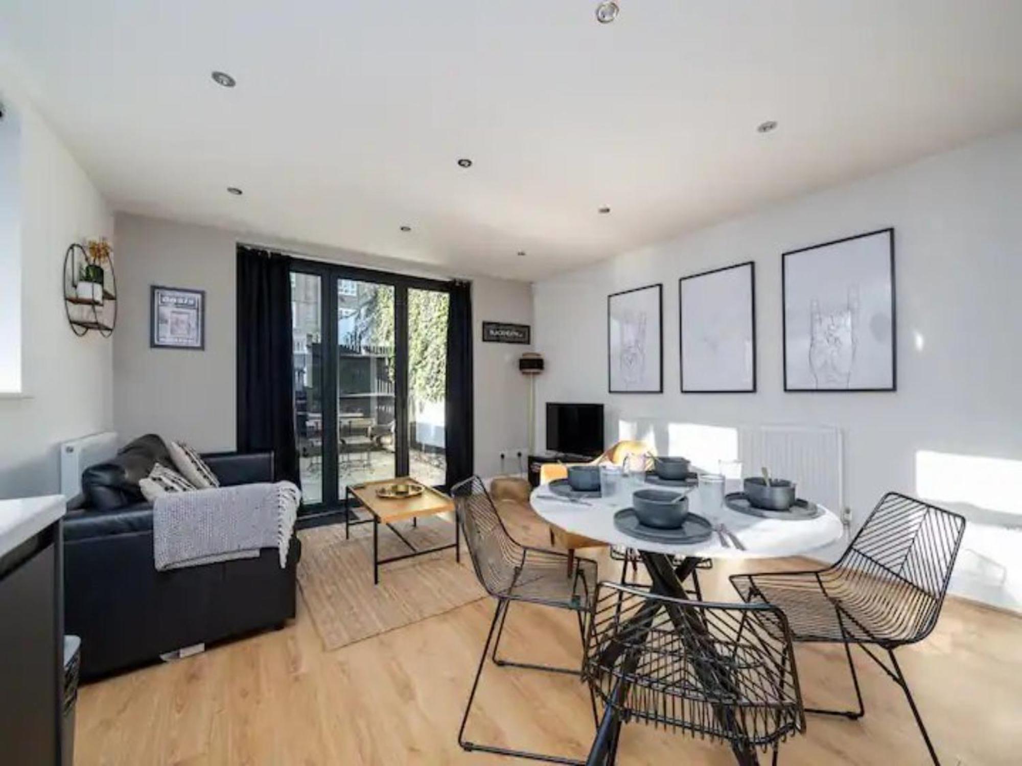 Appartement Pass The Keys Modern And Bright Minutes From