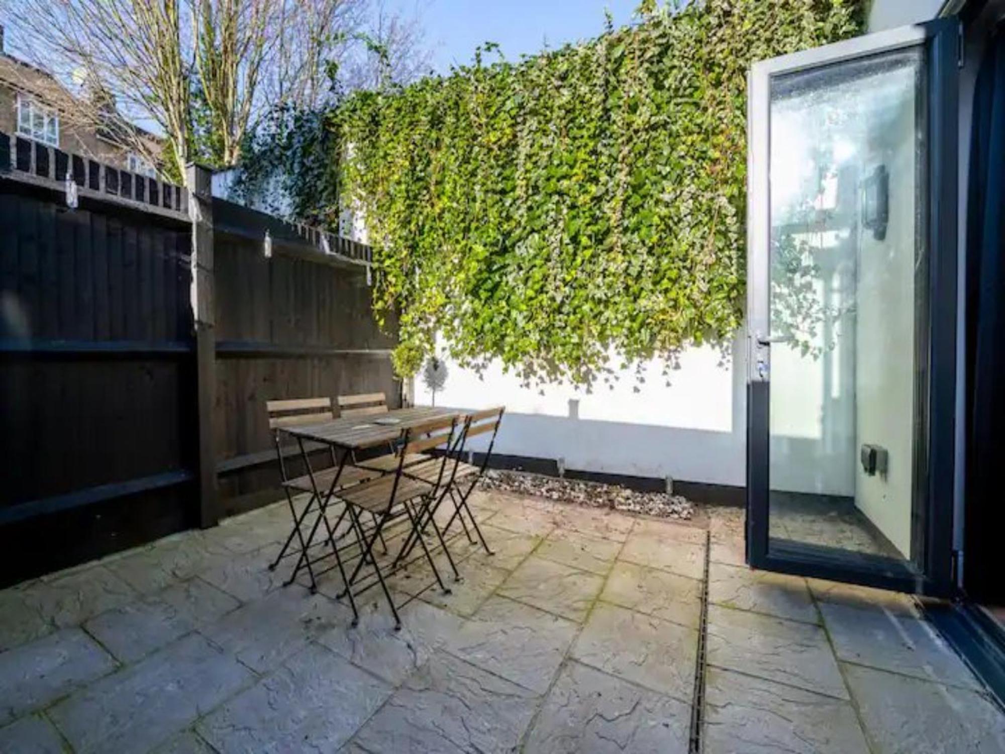 Appartement Pass The Keys Modern And Bright Minutes From Londen