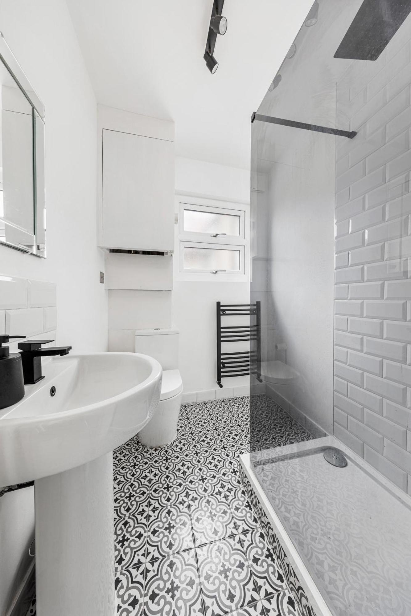 Stylish 2-bedroom Flat In Walthamstow