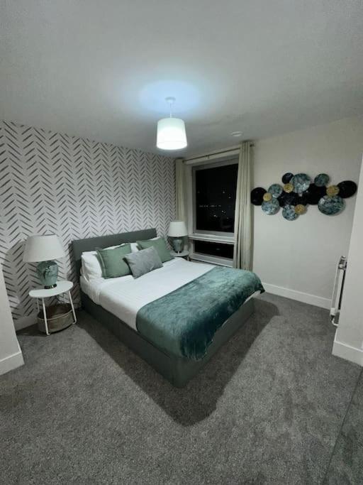 Cosy, Comfy 2 Bed Canary Wharf Appartement Londen