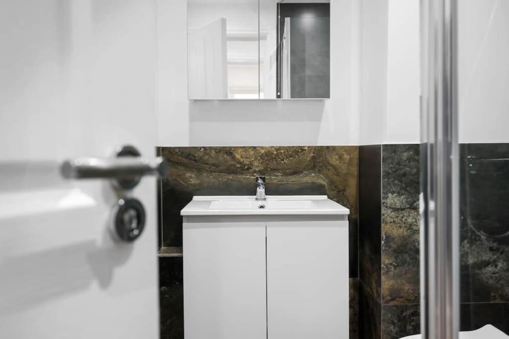 Classy&stylish 2 Bed Flat Near Camden Apartment London