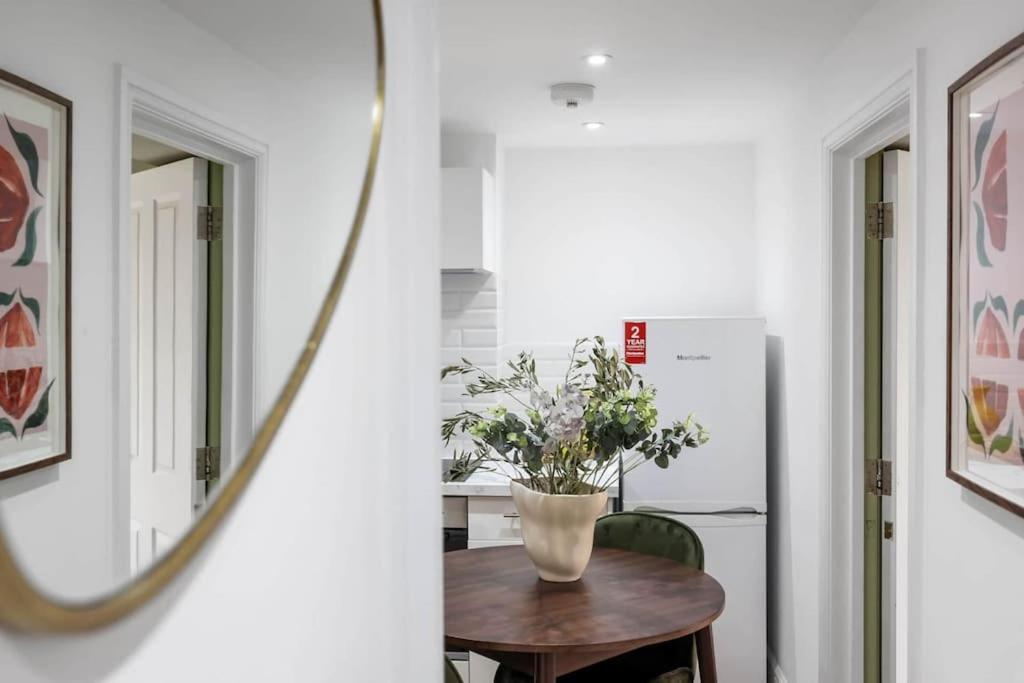 Classy&stylish 2 Bed Flat Near Camden * London