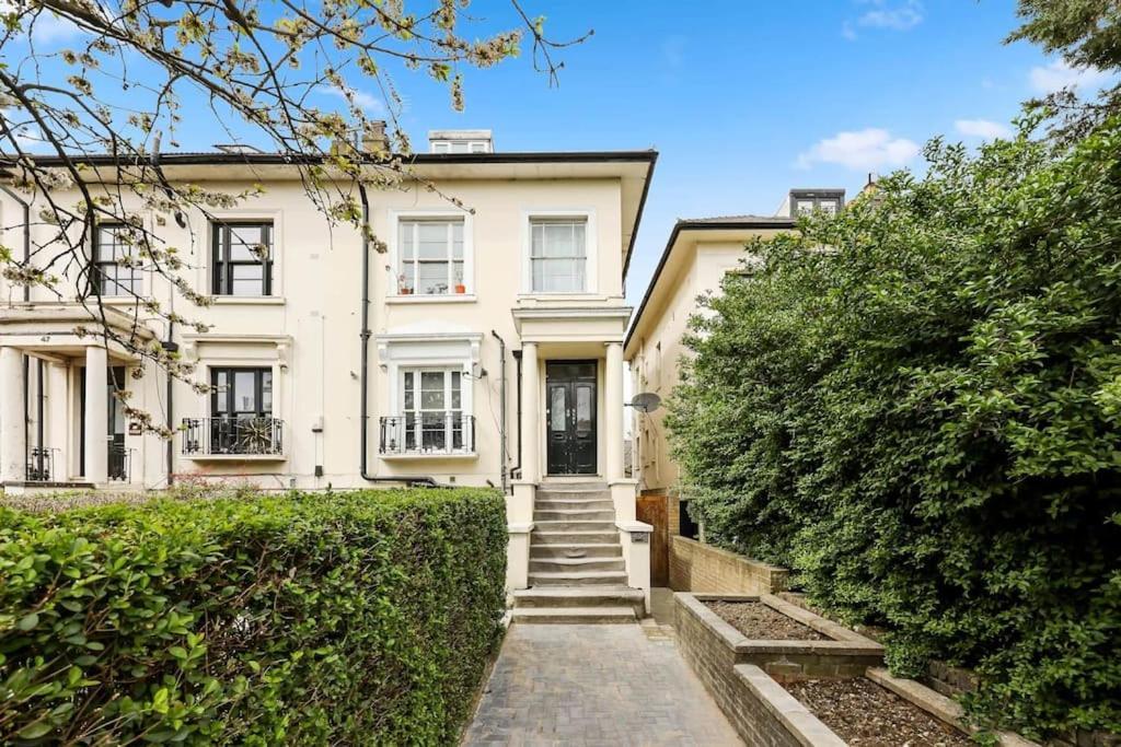Classy&stylish 2 Bed Flat Near Camden London