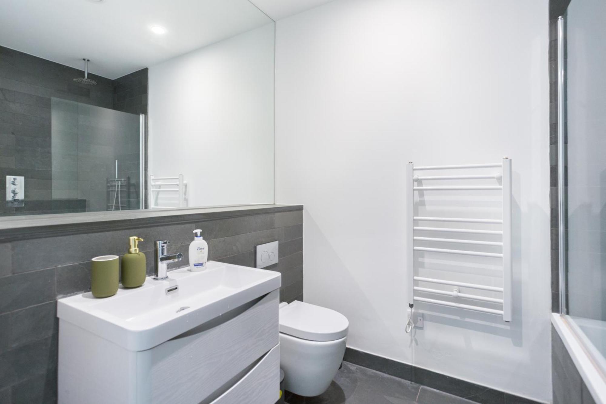 The Vale - Luxury * London