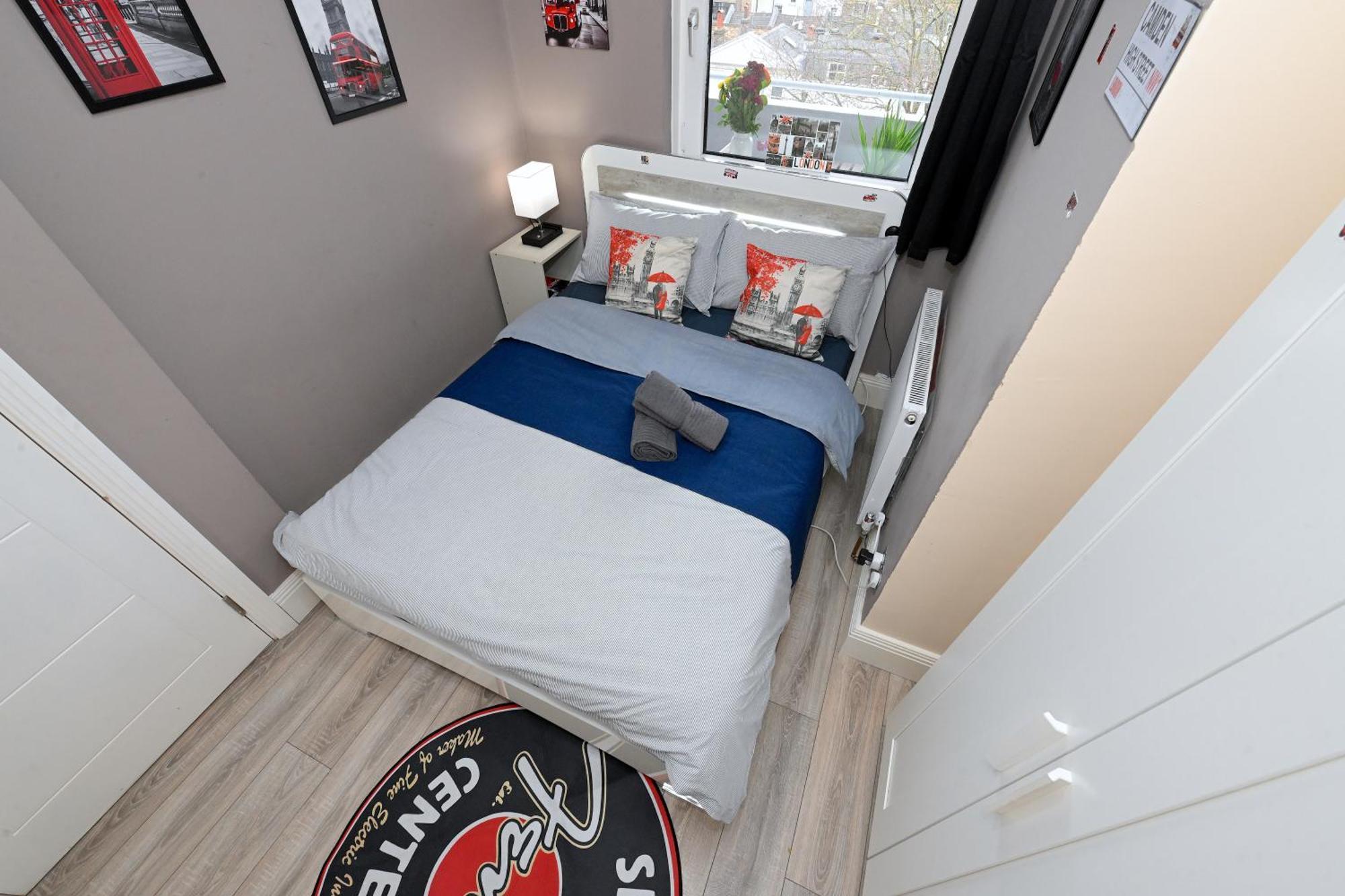 Superb 4 Bedroom Flat In The Heart Of Camden Town *