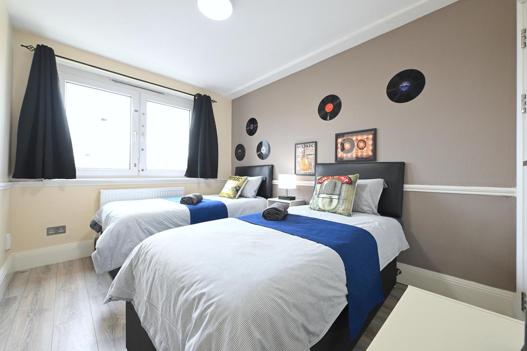 Apartment Superb 4 Bedroom Flat In The Heart Of Camden Town *