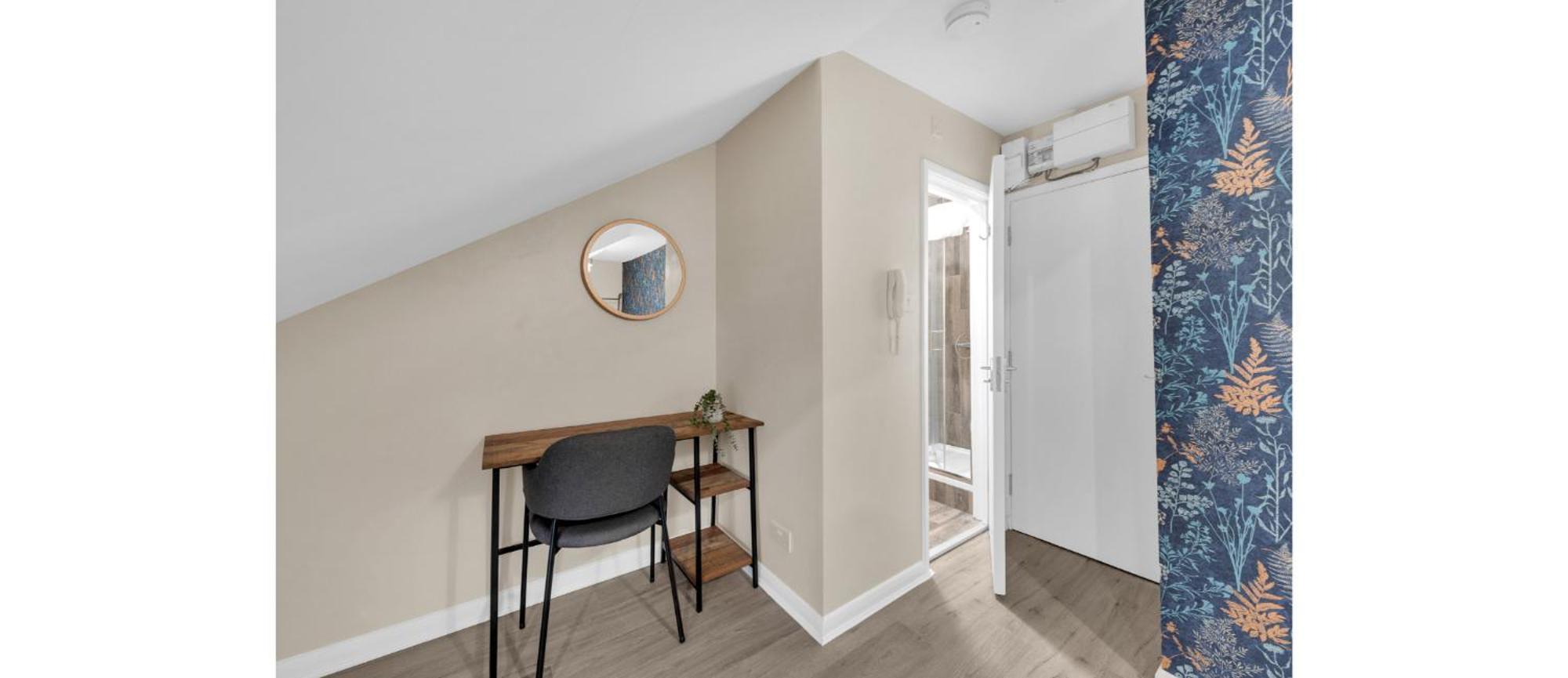 Apartamento Whimsical Nook: Cozy With Separate Kitchen