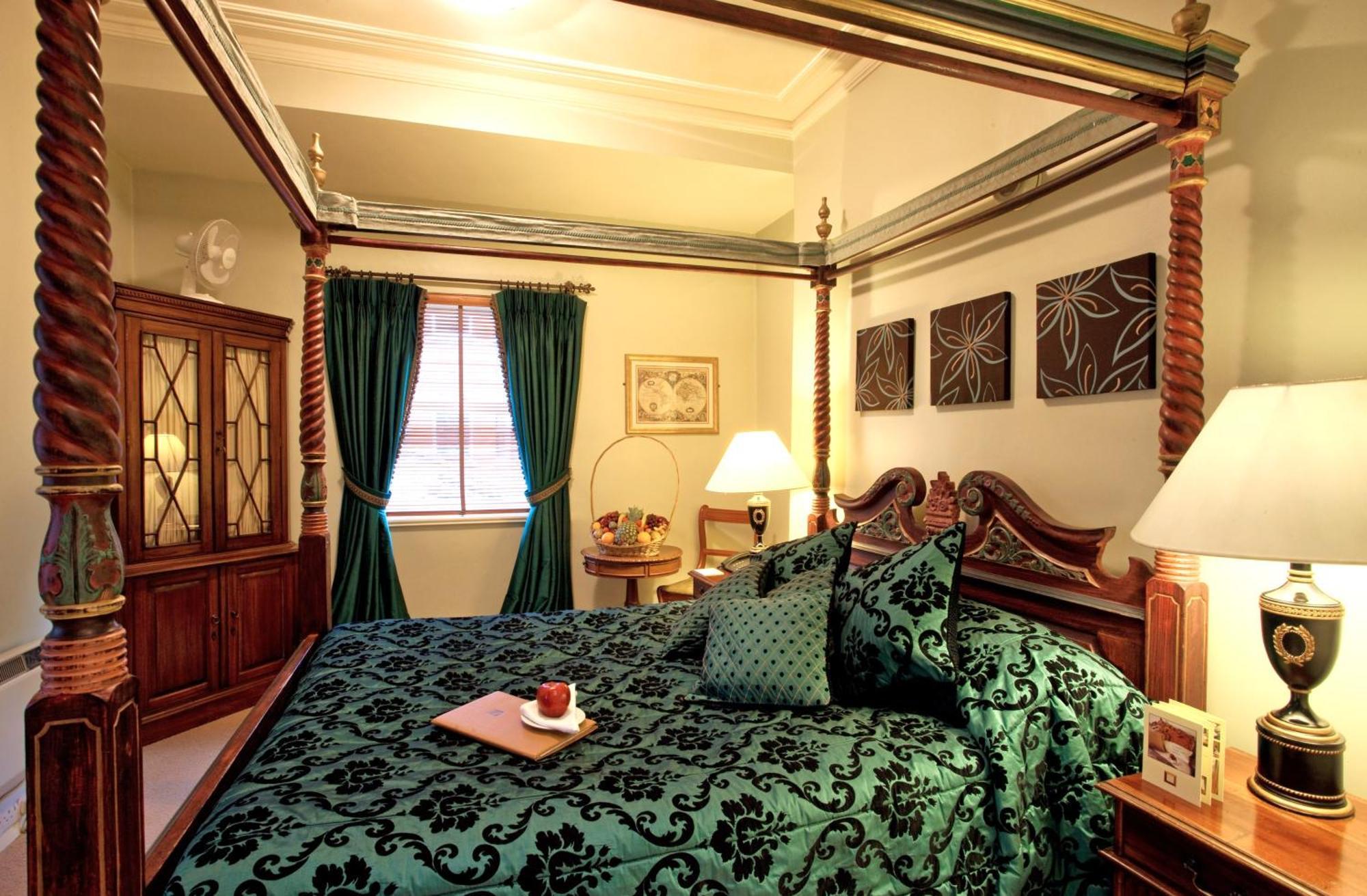 Hotell Twenty Nevern Square 4*