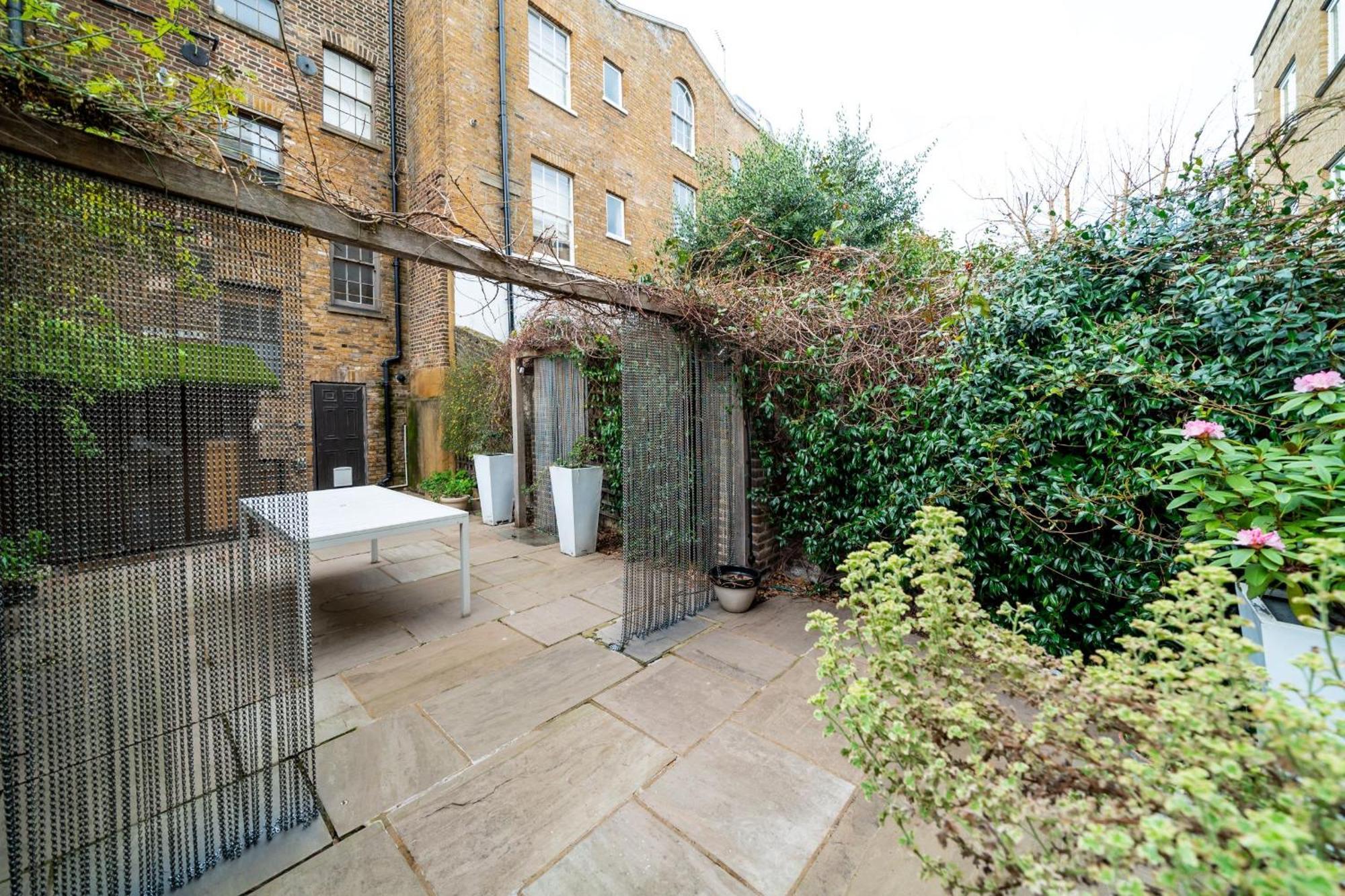 Vauxhall - 2br With Patio - Cityapartmentstay Apartment