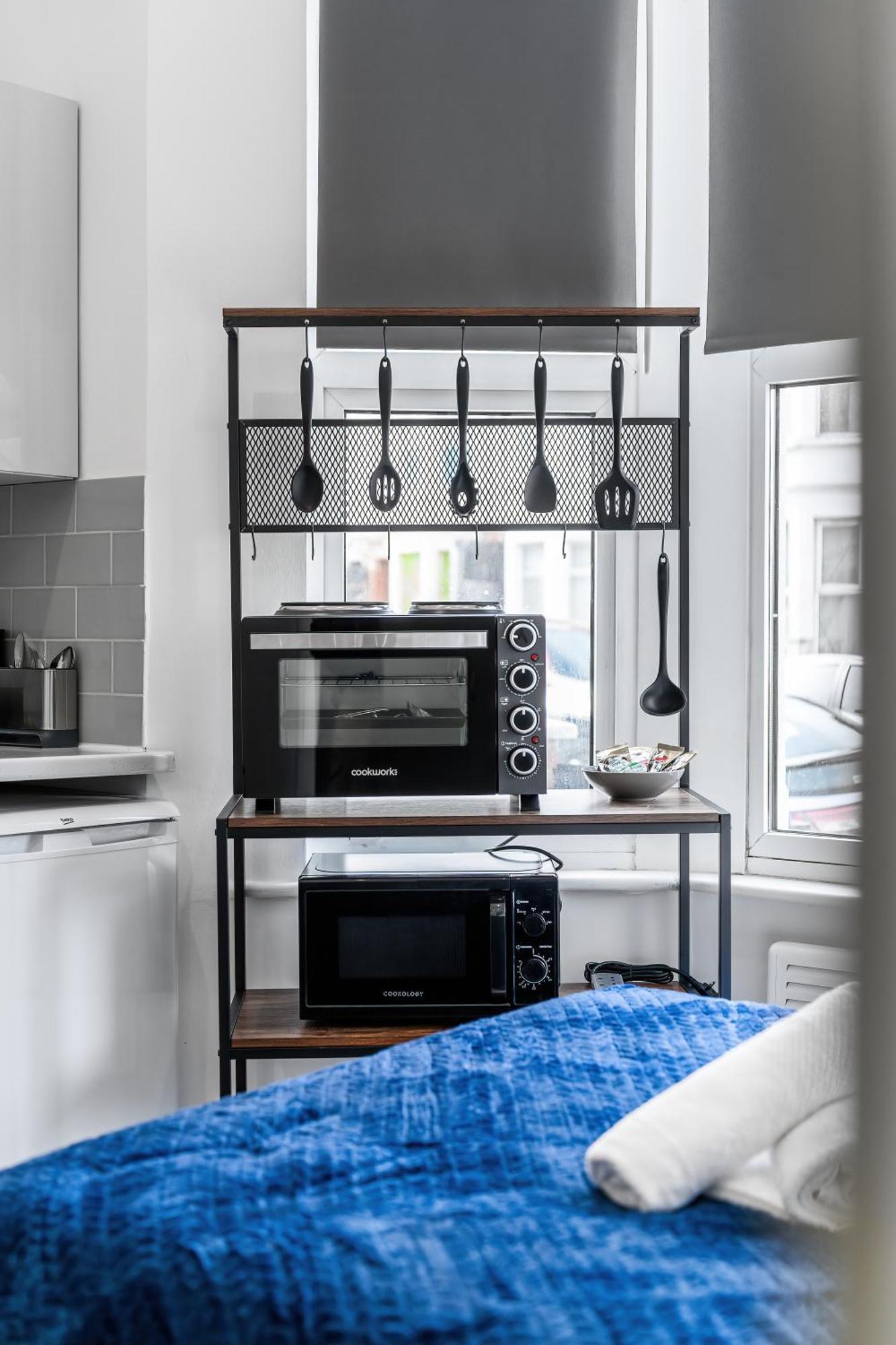 Guest house Modern Studio By Livestay Short Lets & Serviced London