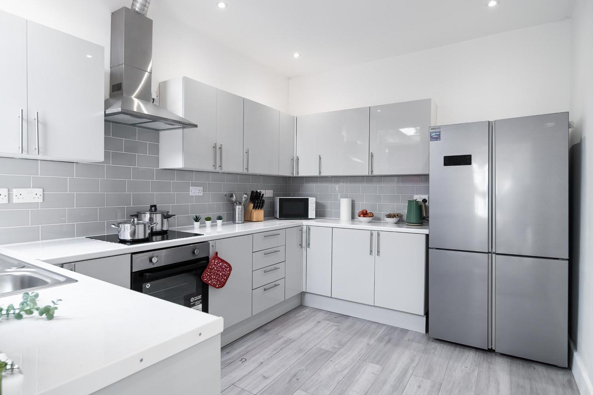 Modern Studio By Livestay Short Lets & Serviced Guest house *