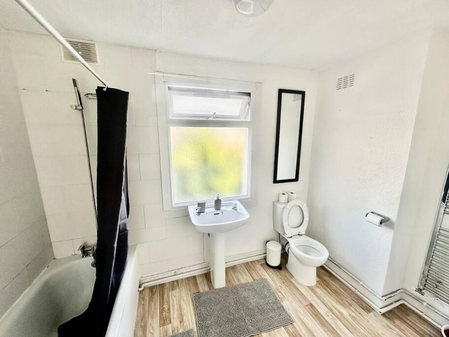 Cosy Two Bedroom Apartment,se13 Londres