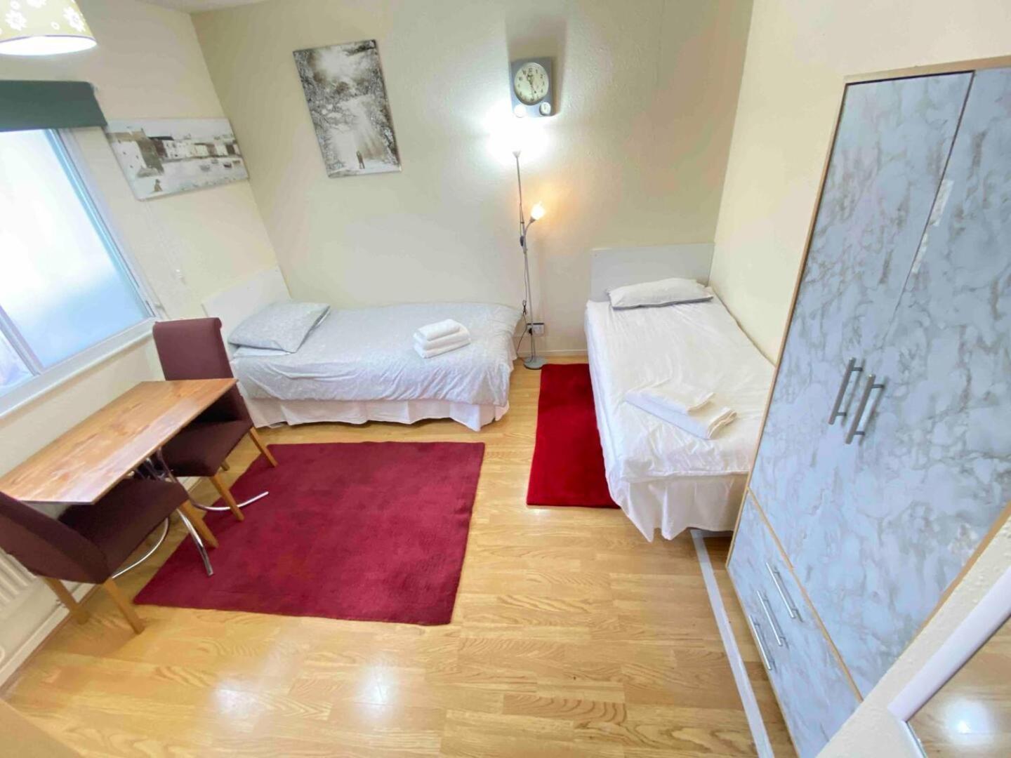 Single - Kings Cross, Female Only,, Homestay *