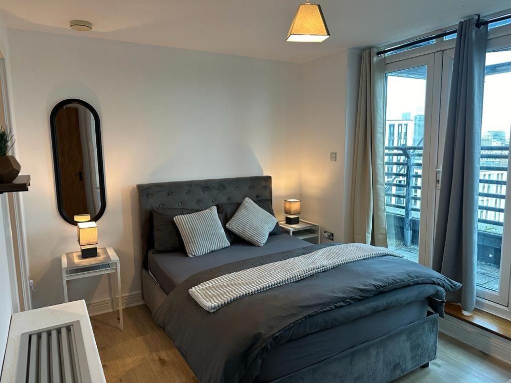 Cosy Views * London