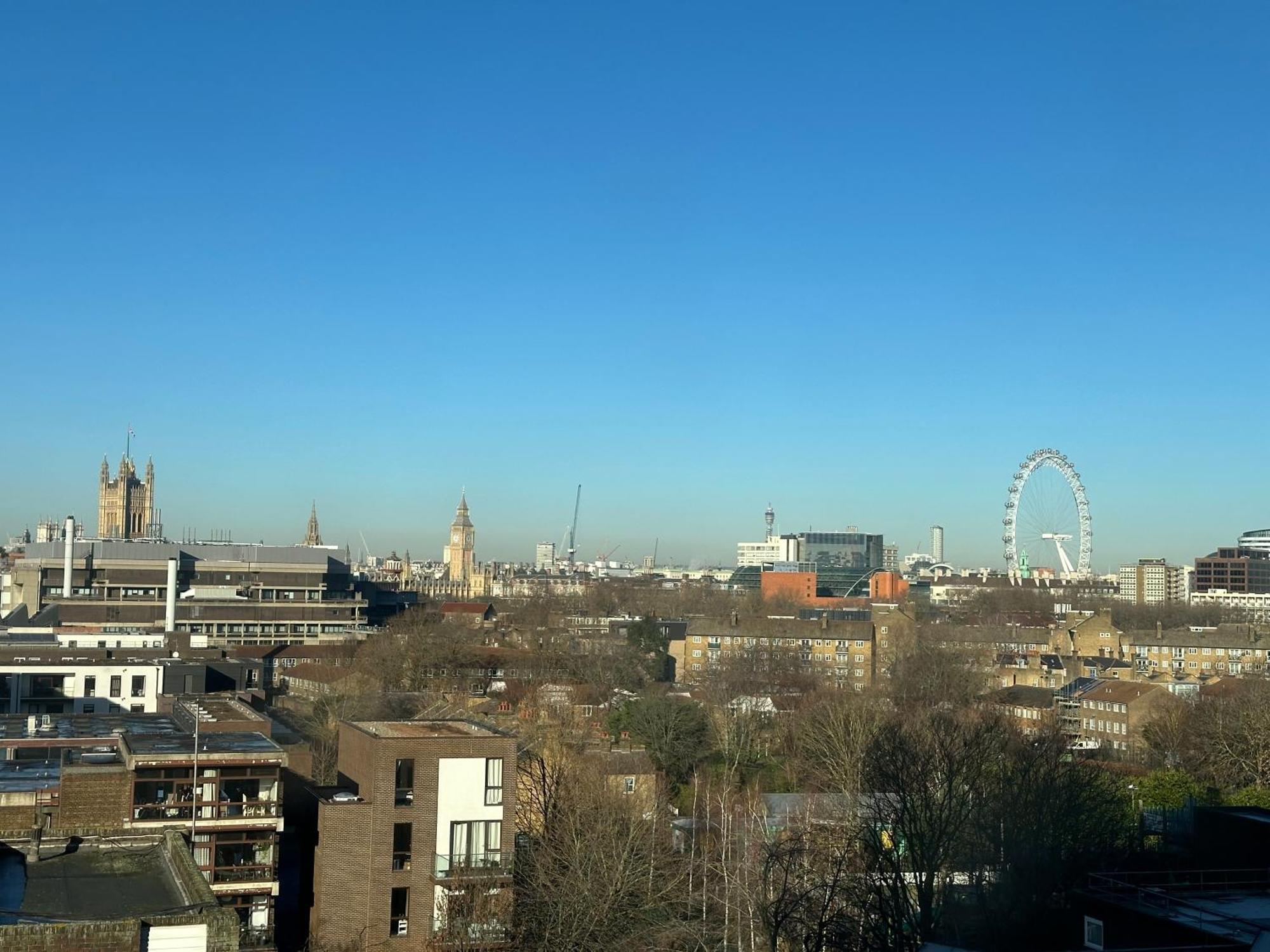 Elkington Point Bed & Breakfast London