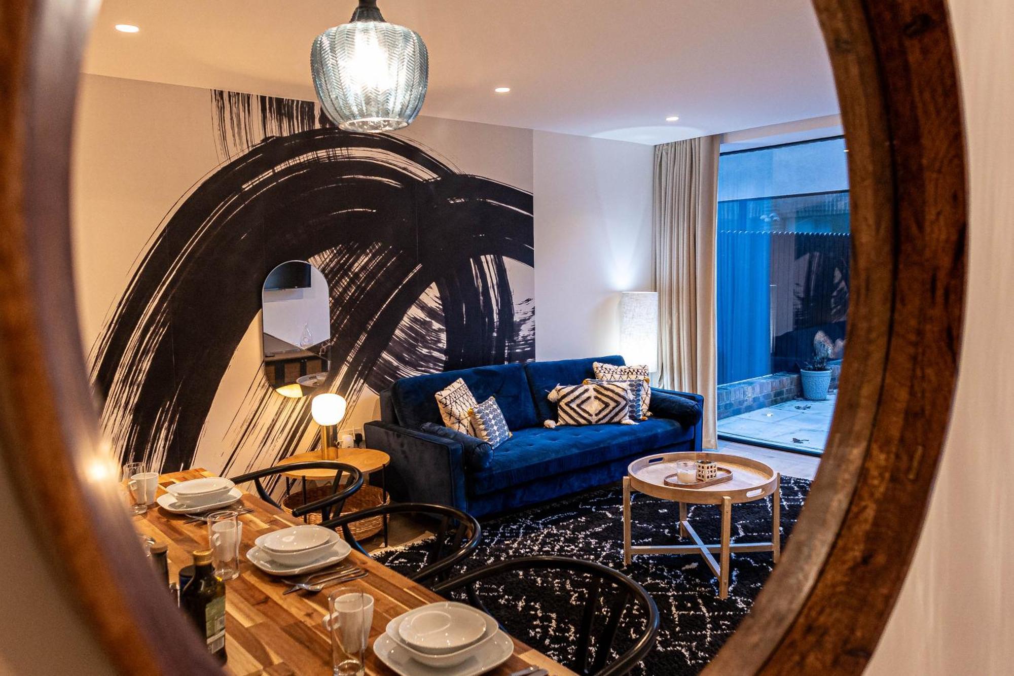 The Arches Luxurious Three Bedroom Close To Hampstead Heath With Garden Balcony And Courtyard * Londres