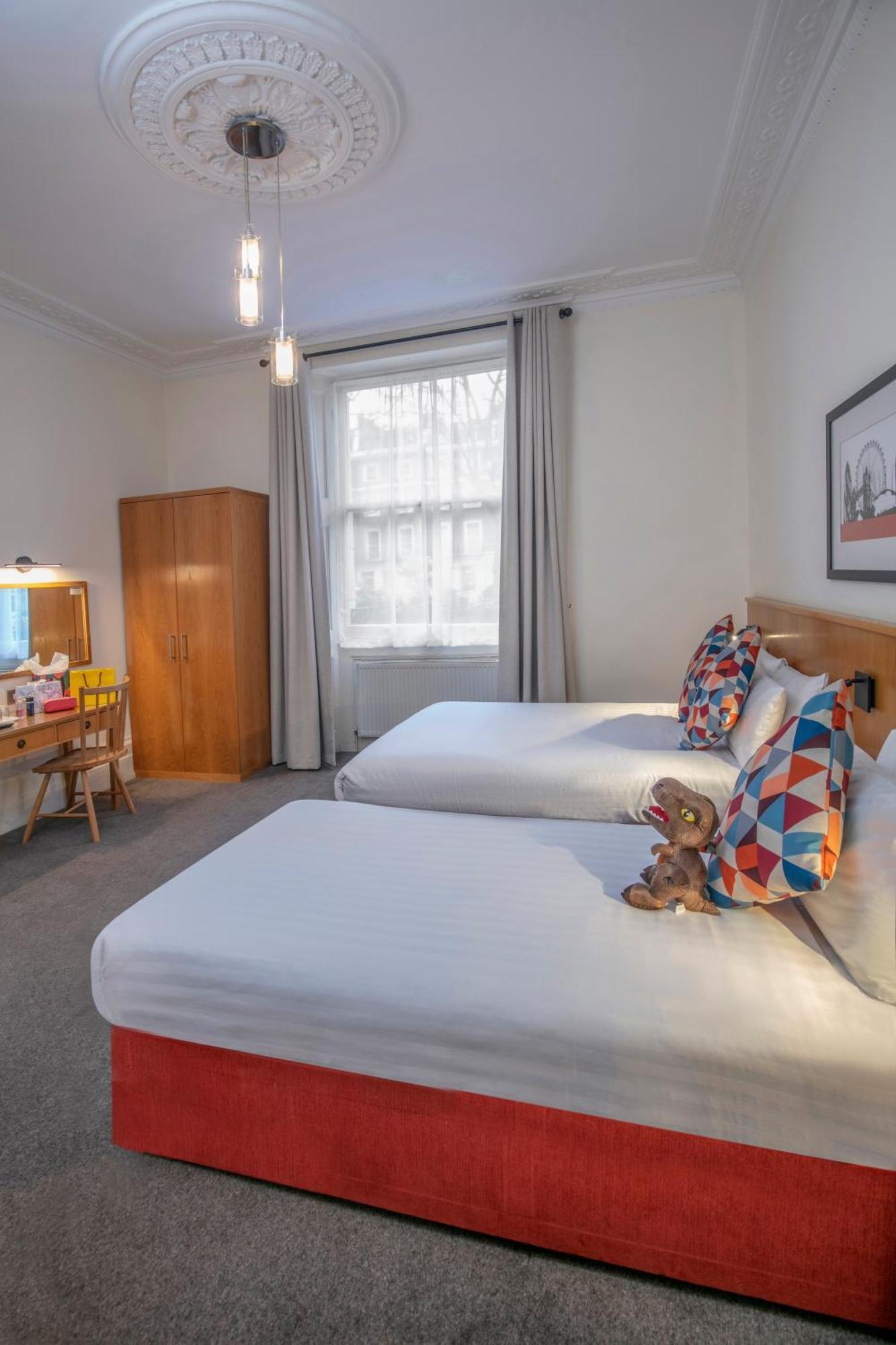 Queensway Hotel, Sure Collection By Western Hotel London