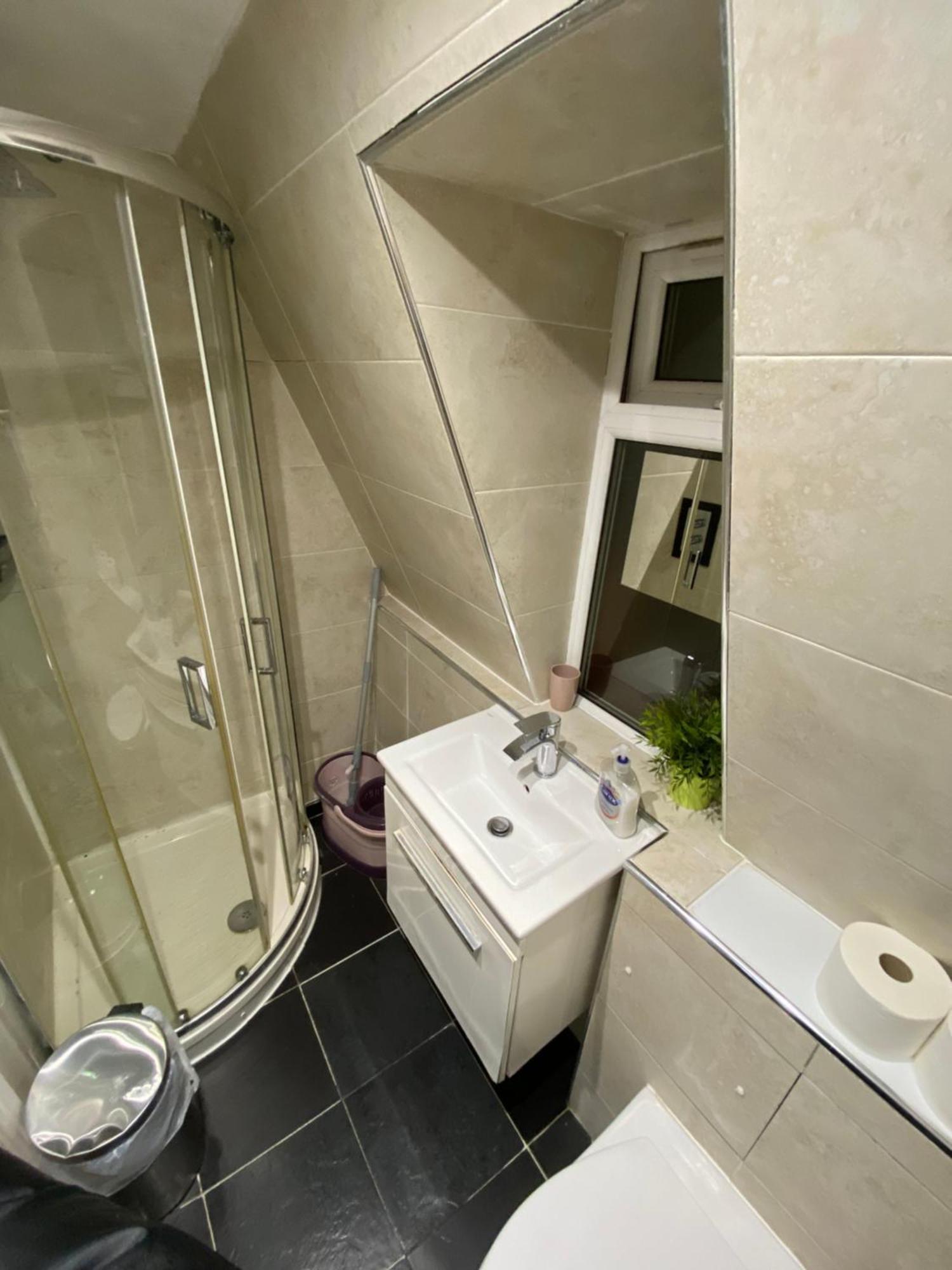 Fabulous Private Bedrooms Near Euston Station, Central London