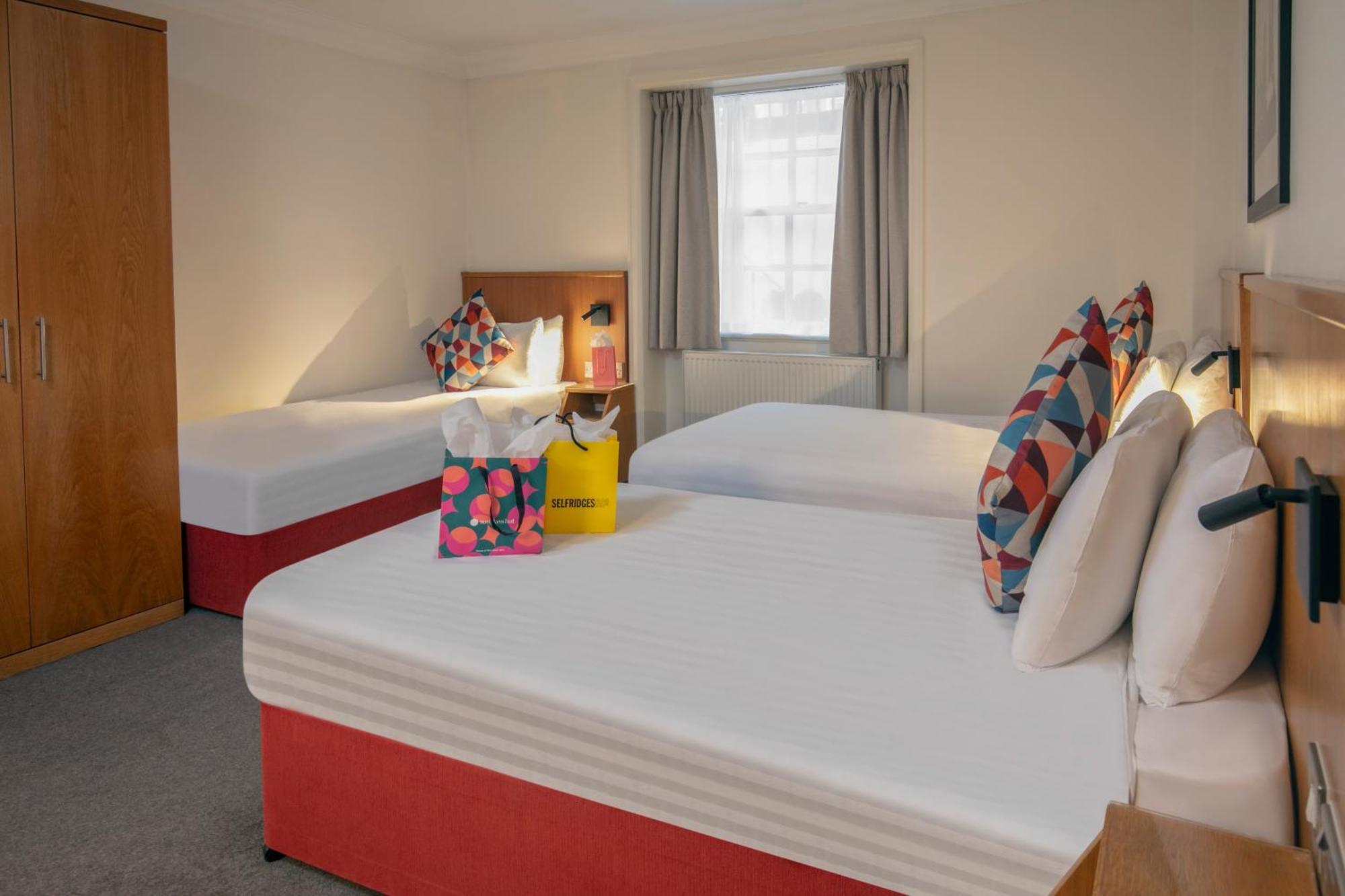 Queensway Hotel, Sure Collection By Western London