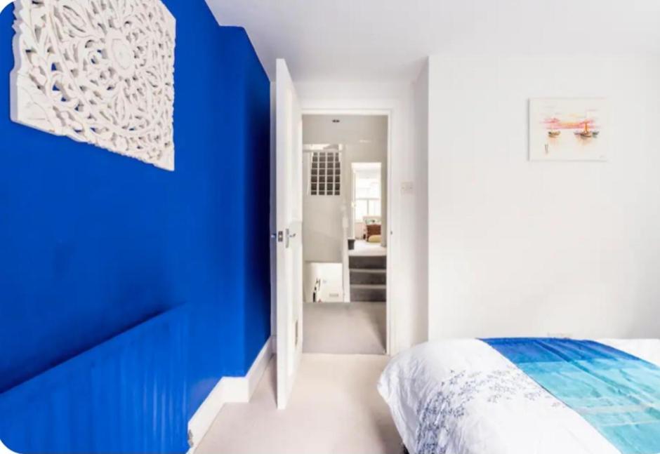Stylish With Private Bath & Terrace In Super Clapham Junction Minutes From Victoria, Waterloo Privat overnatting London