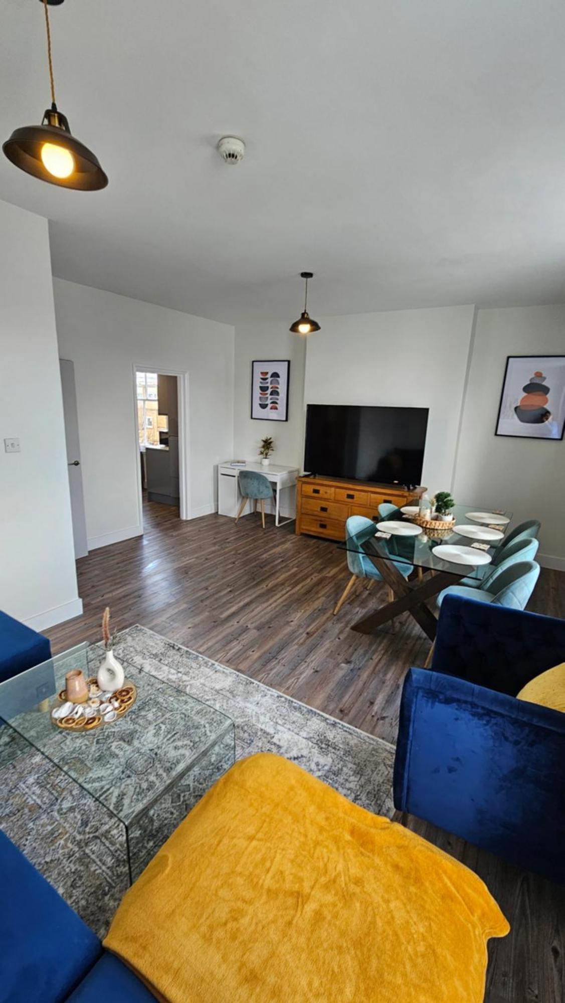 Luxury Chelsea- Fulham Apartment