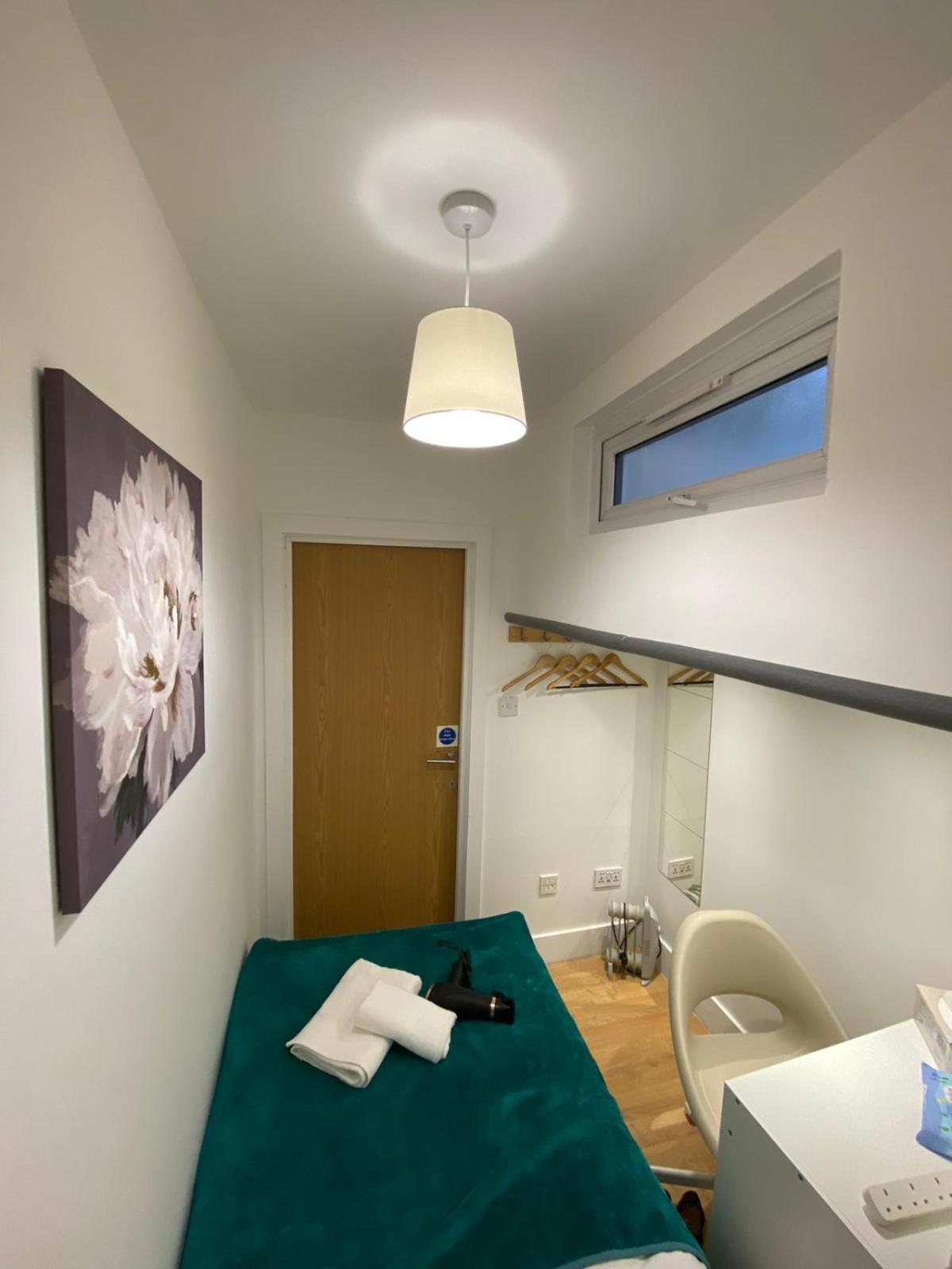 Cosy Private Near Euston Station, London