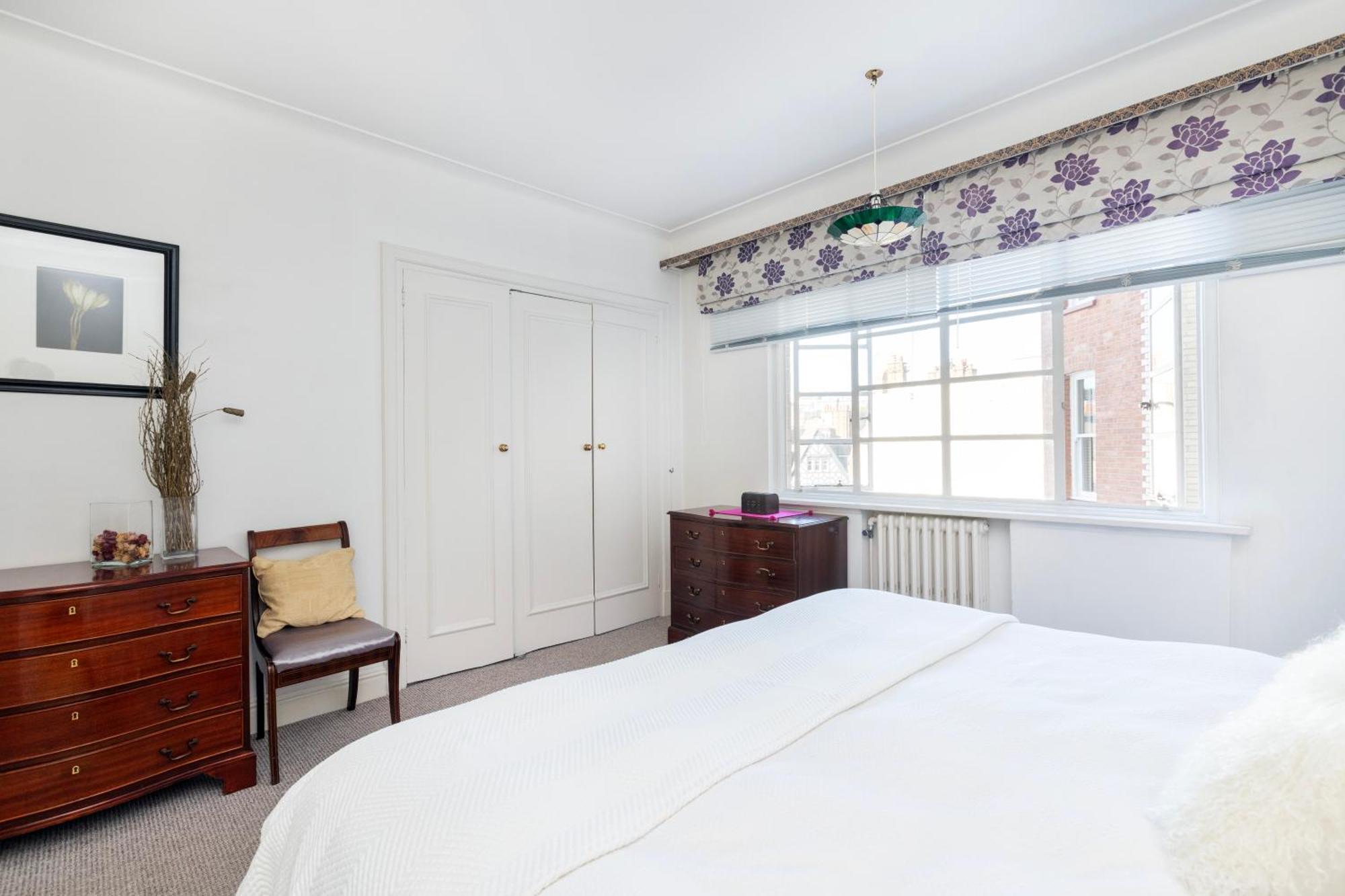 Executive Knightsbridge Apartment London