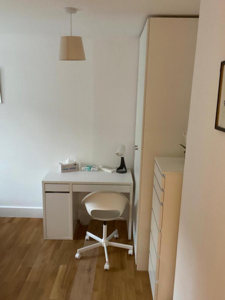 Lovely Private In Euston, * London