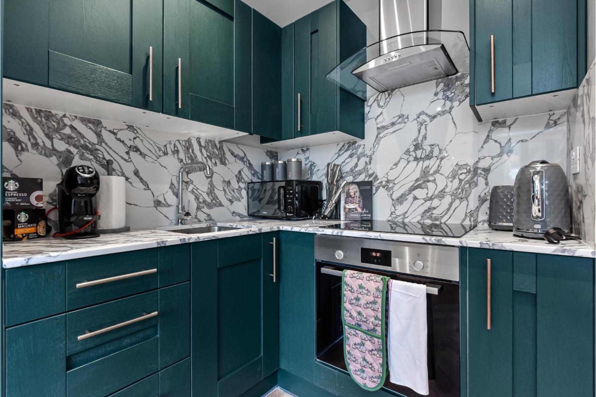 Lovely 2 Bedroom With Grill Appartement Londen