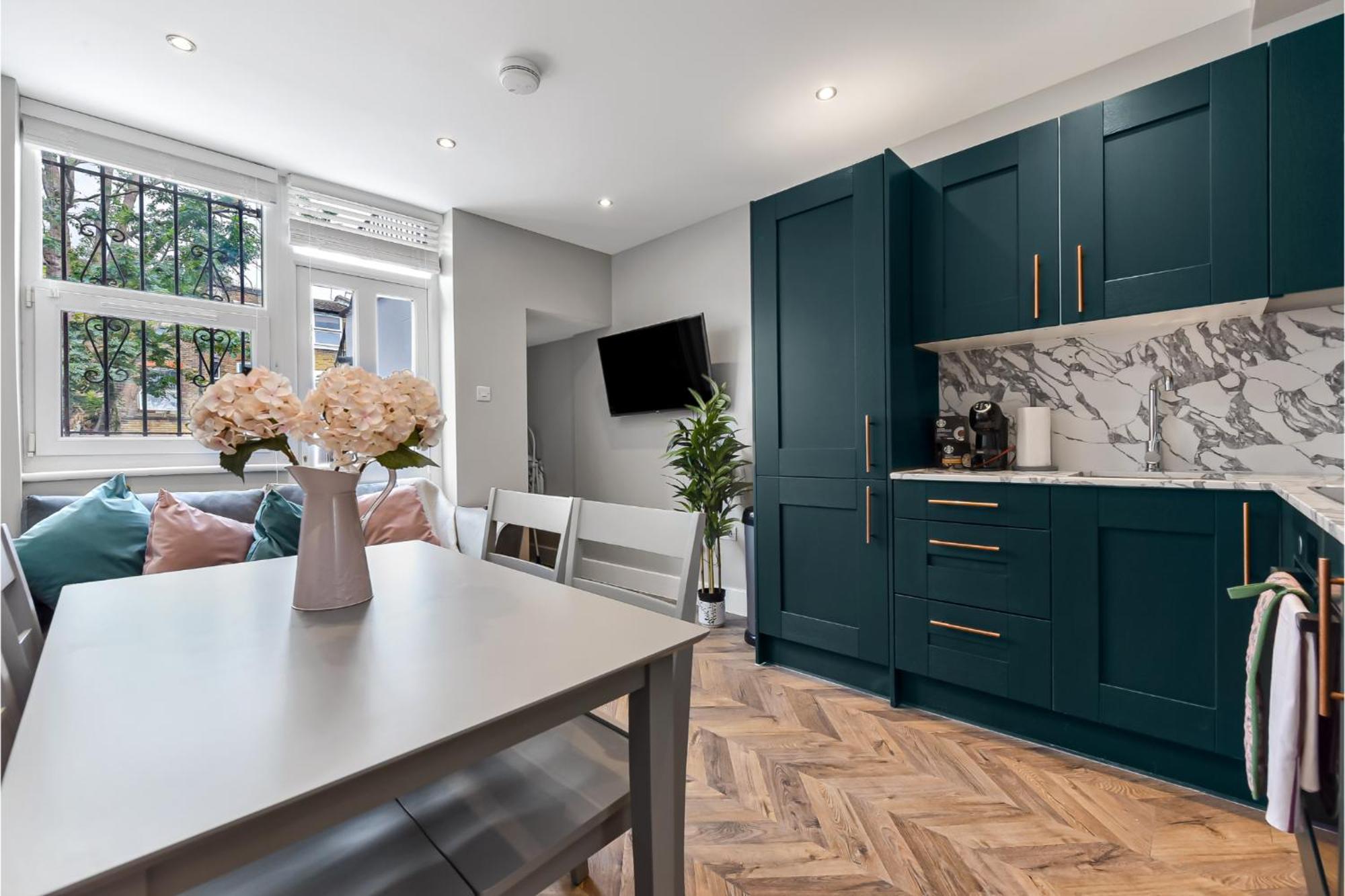 Lovely 2 Bedroom With Grill Appartement Londen