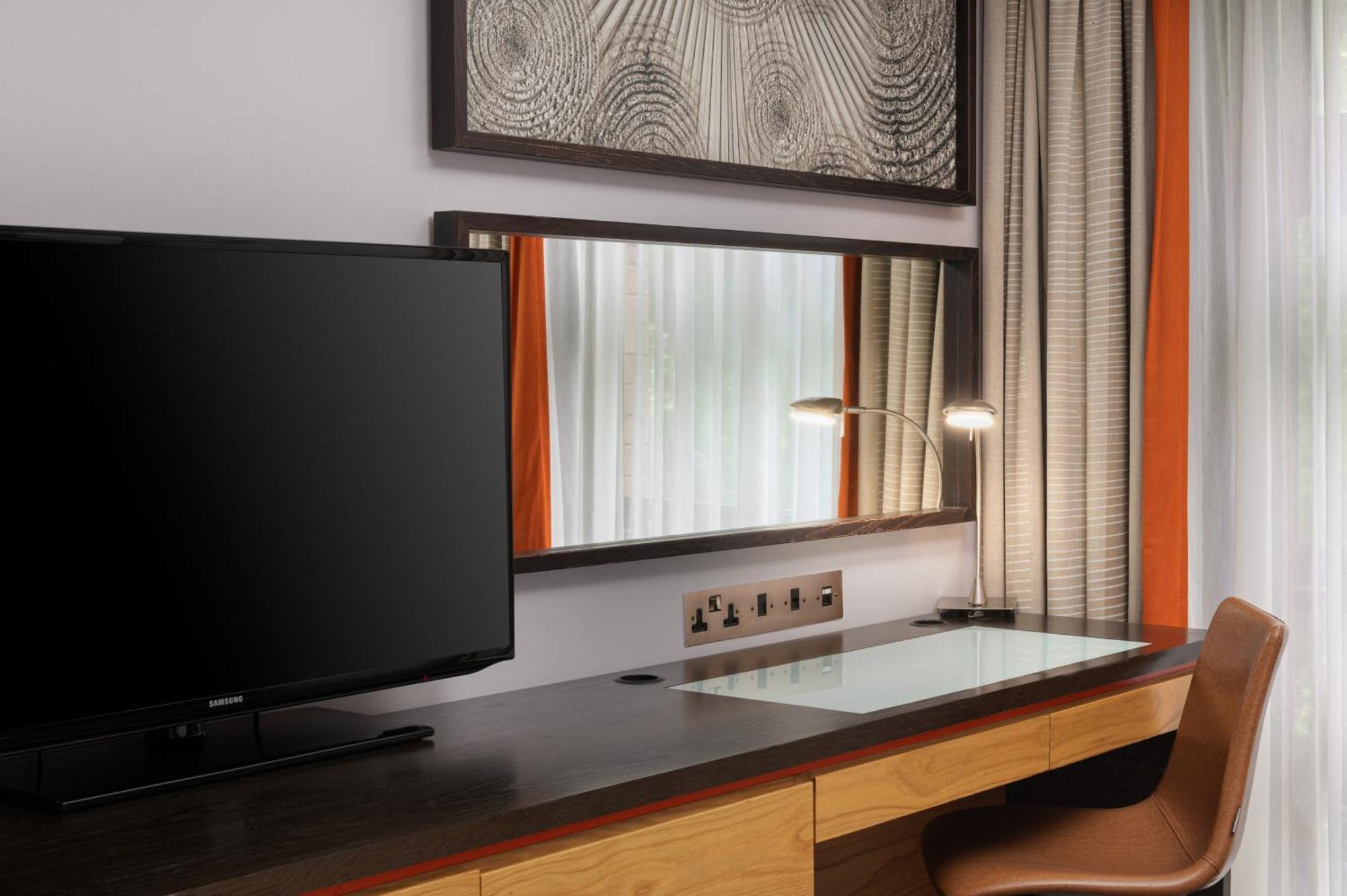 Hilton Kensington Hotel