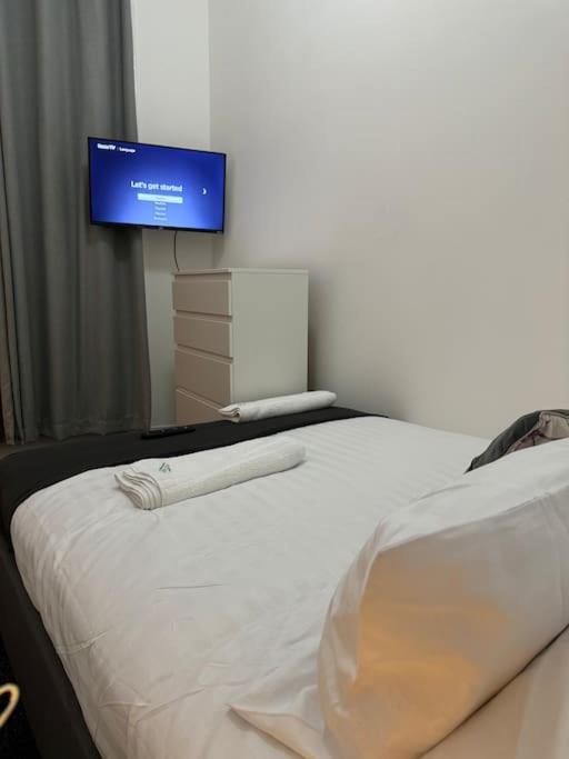 3 • Double Bed In King's Cross * Londen