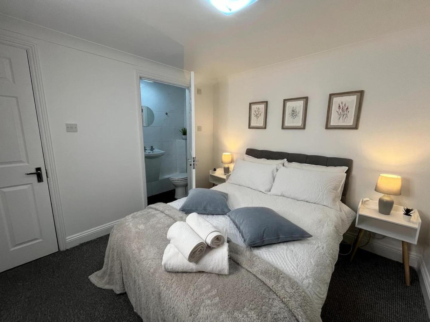 Contemporary Style In The Heart Of * London