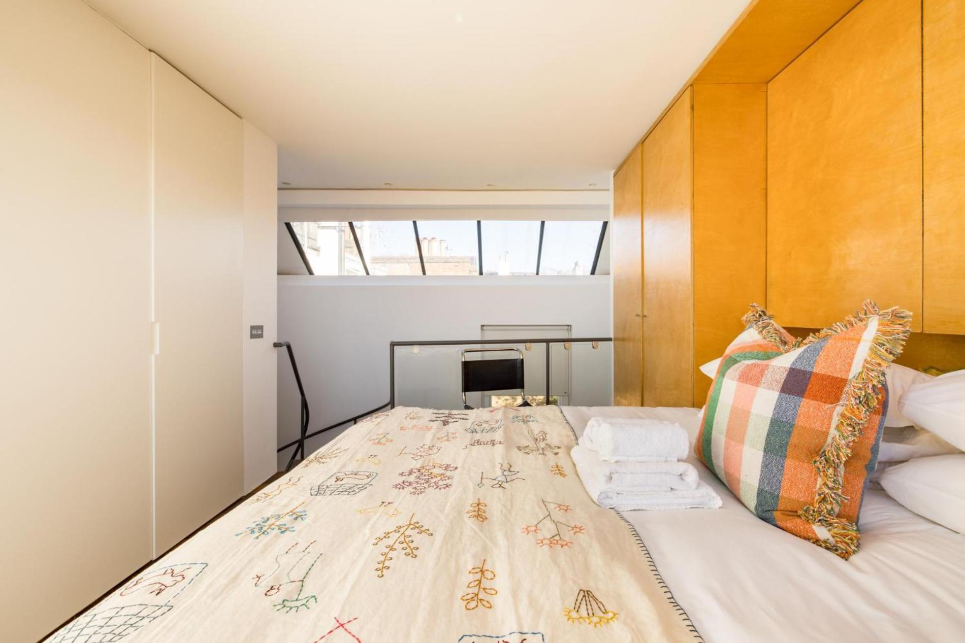 Bellevue Notting Hill 2 Bed By Holland Park Apartment