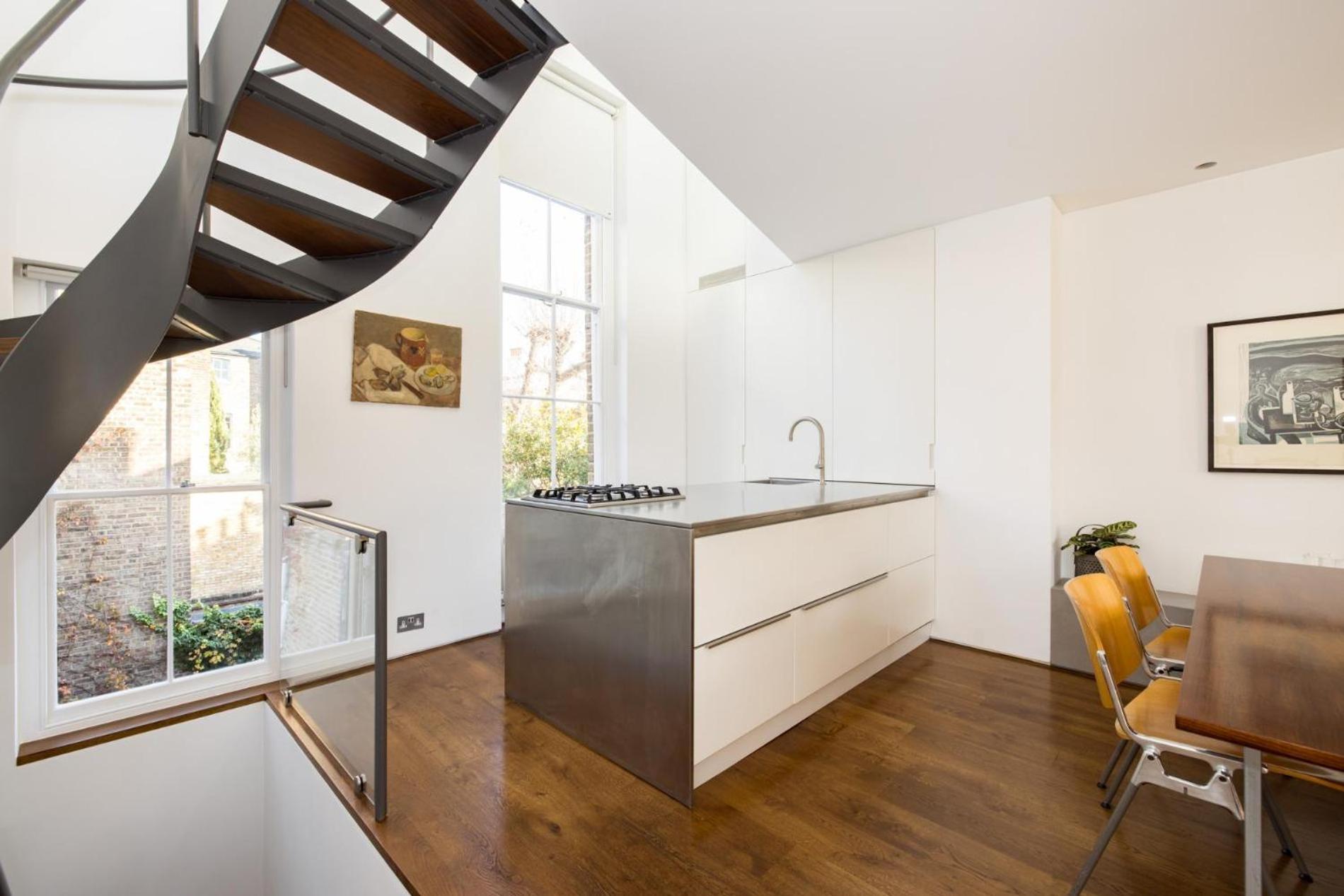 Bellevue Notting Hill 2 Bed By Holland Park London