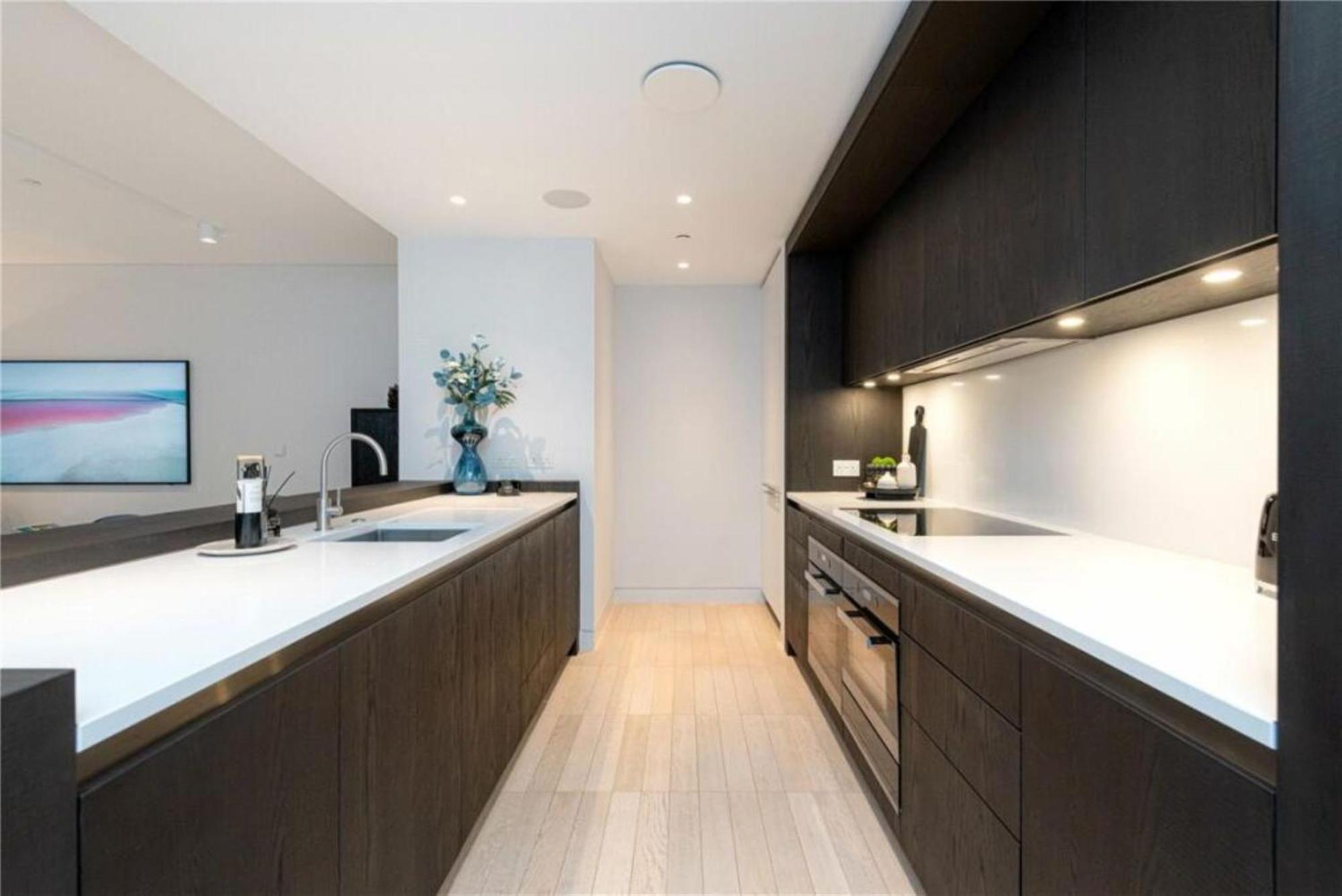 Oxford Street Station Lovely Lux Flat Sleeps Up To 6 London