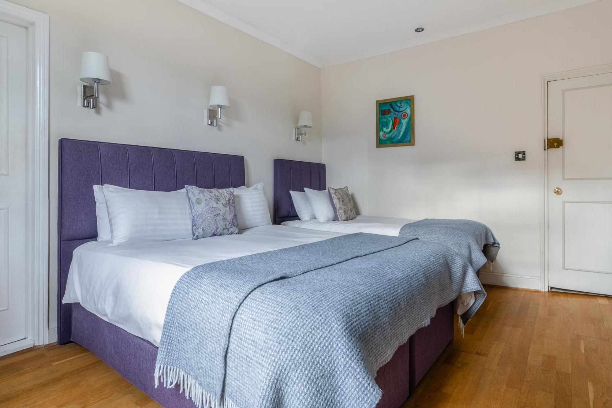 Harlingford 3*