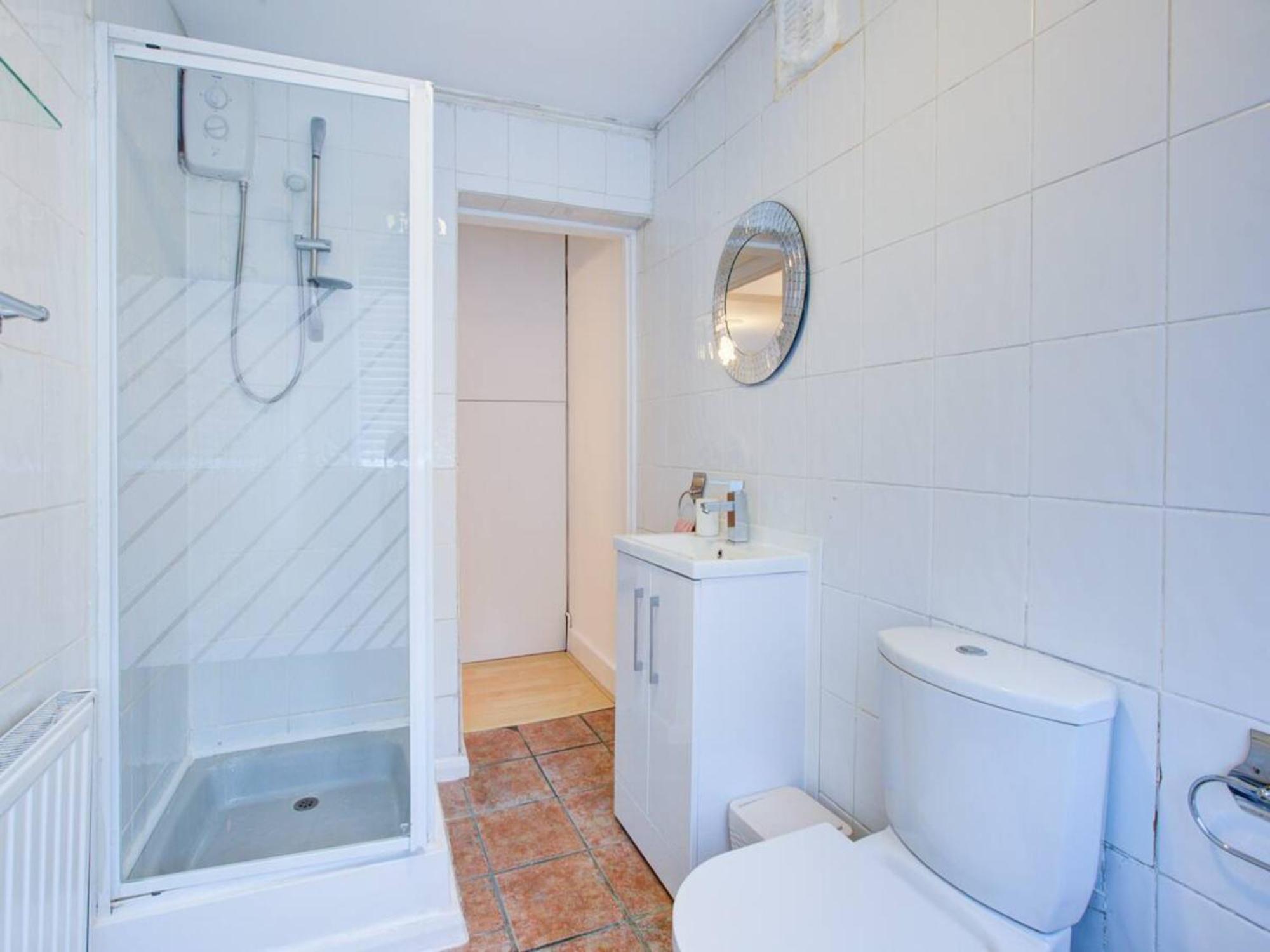 Pass The Keys Charming 2 Bedroom House Good Transport And Parking Vakantiehuis *