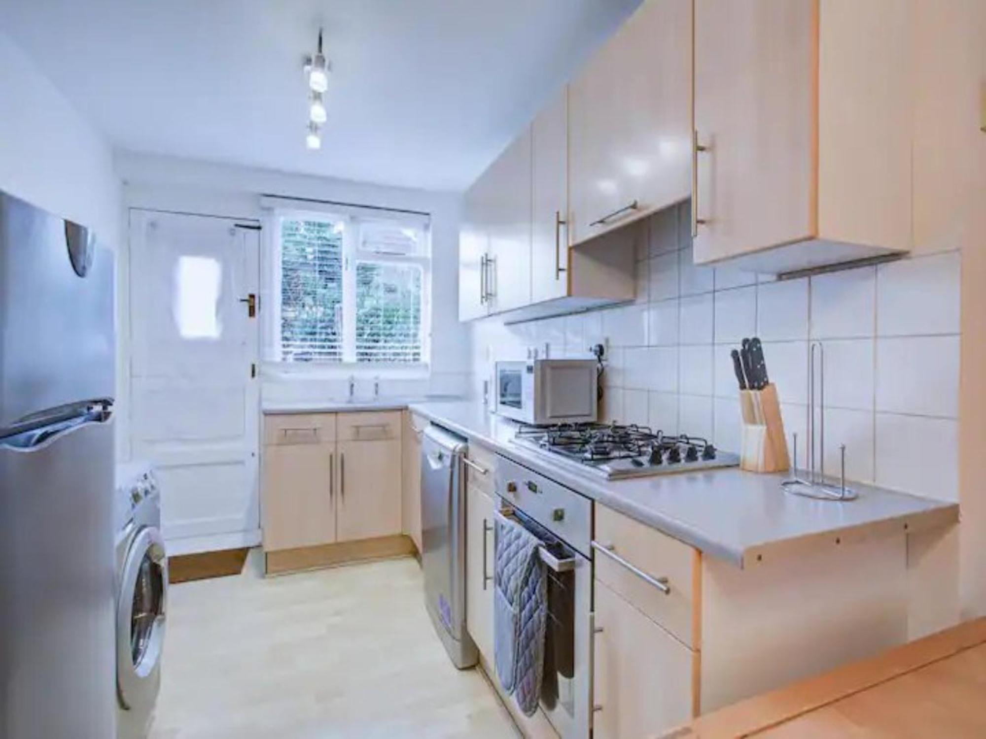 Pass The Keys Charming 2 Bedroom House Good Transport And Parking Vakantiehuis Londen