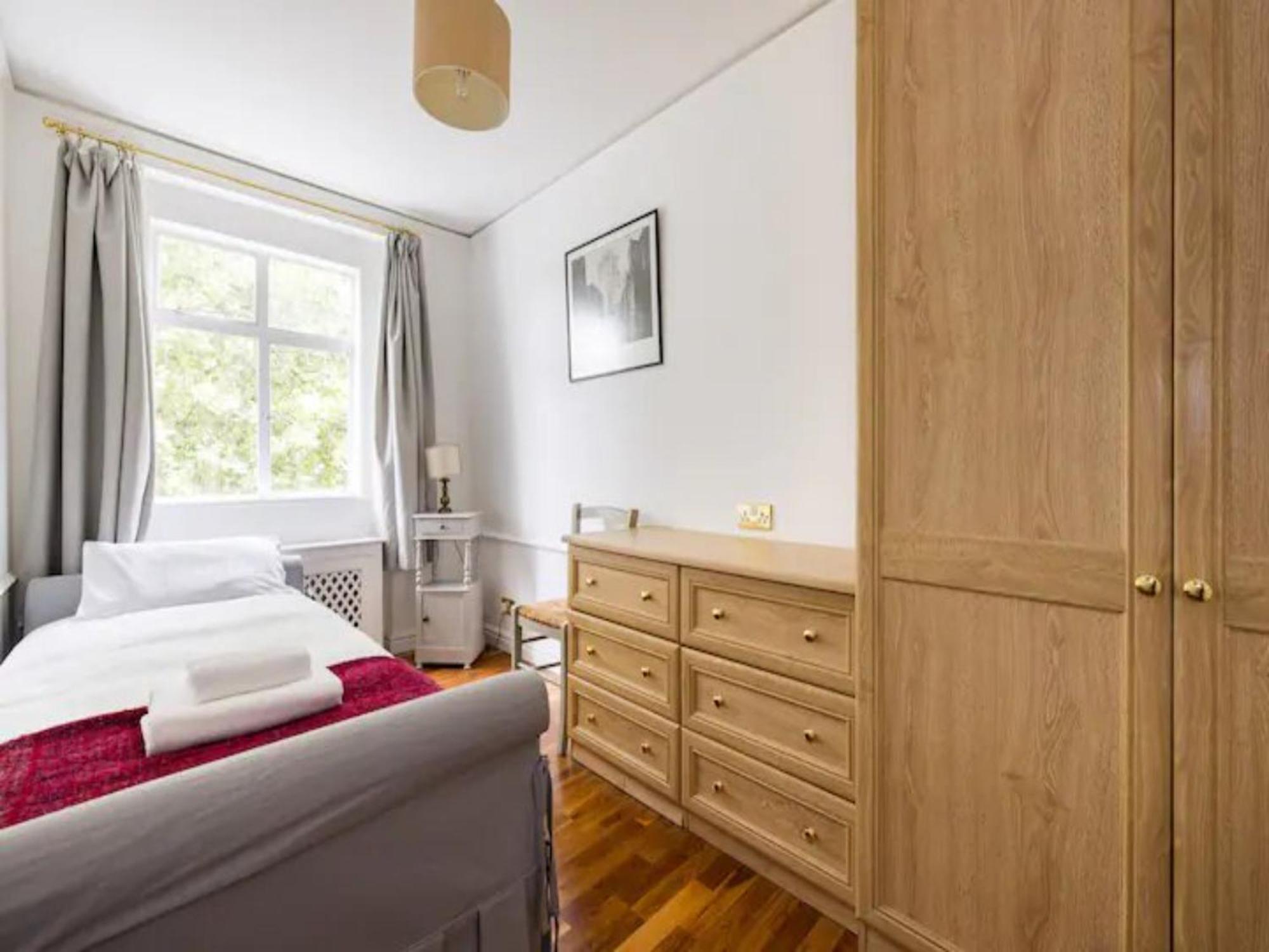 Leilighet Pass The Keys Spacious And 2 Bedroom Flat In Chelsea London